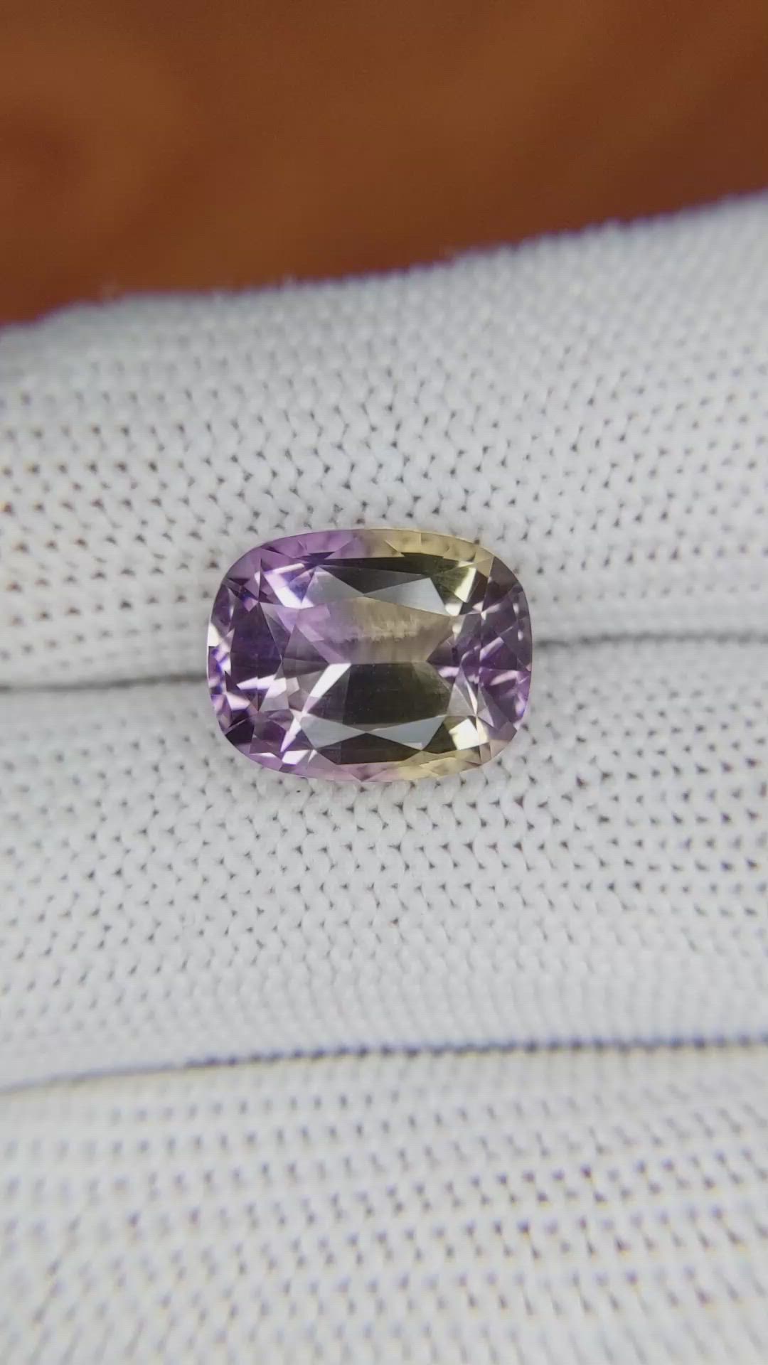 5.55 Ct. White Opal from Madagascar Size Video