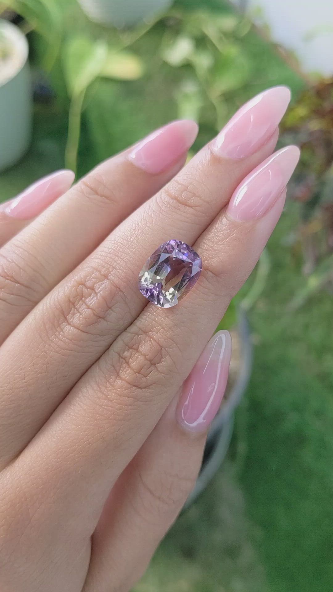 5.55 Ct. White Opal from Madagascar Size Video