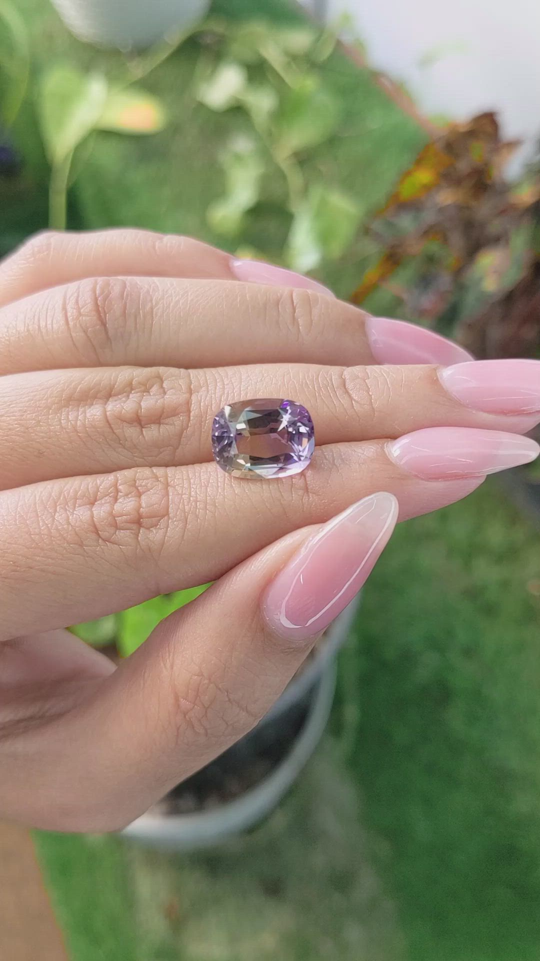 5.55 Ct. White Opal from Madagascar Size Video