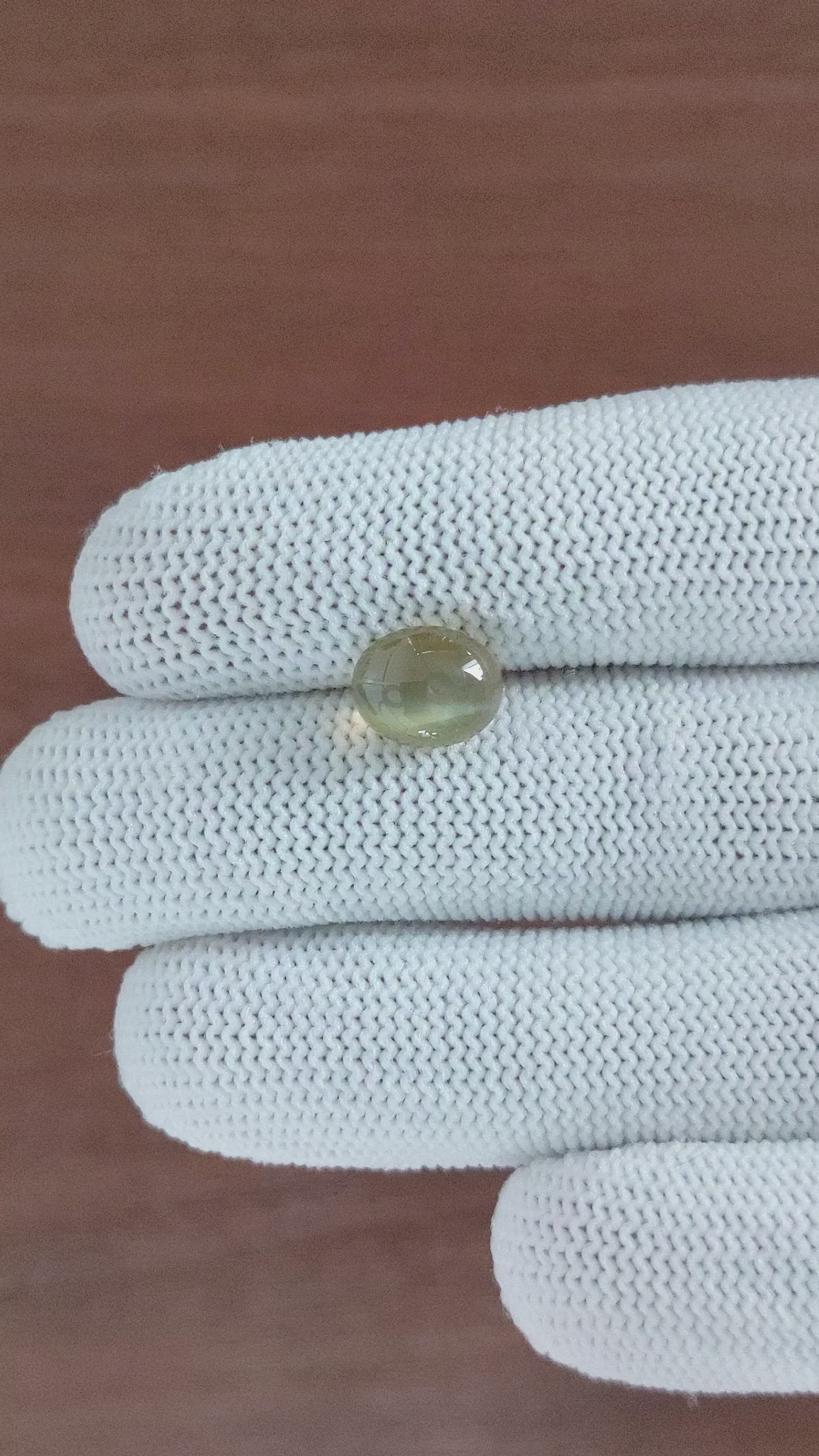 5.09 Ct. Cabochon Chrysoberyl from Ceylon (Sri Lanka) Size Video