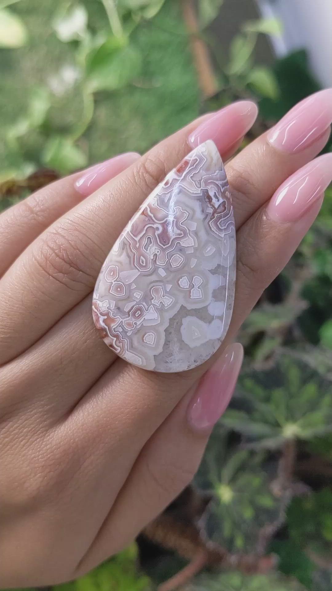 62.61 Ct. Cabochon Agate from Madagascar Size Video