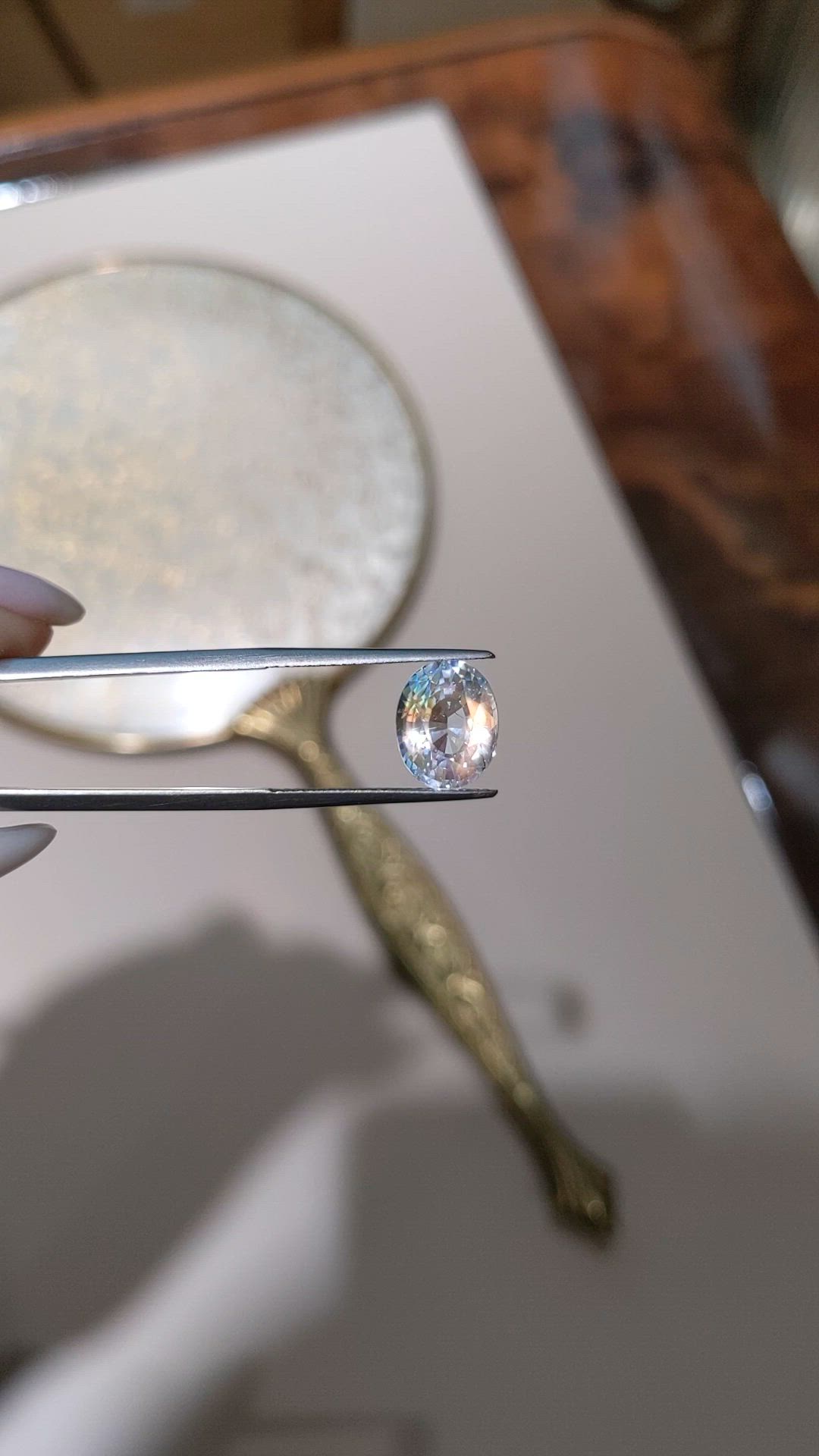 4.05 Ct. Rainbow Moonstone from Ceylon (Sri Lanka) Size Video