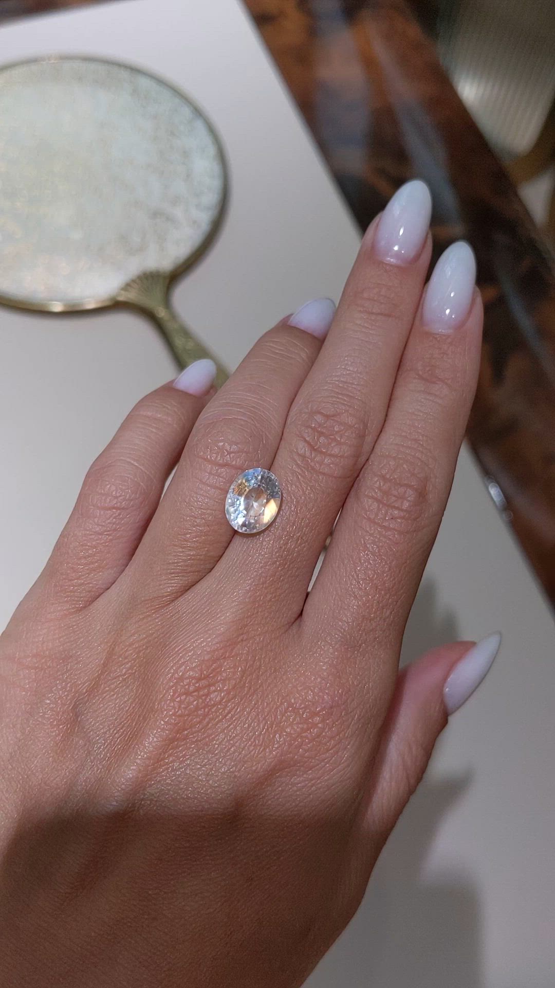 4.05 Ct. Rainbow Moonstone from Ceylon (Sri Lanka) Size Video