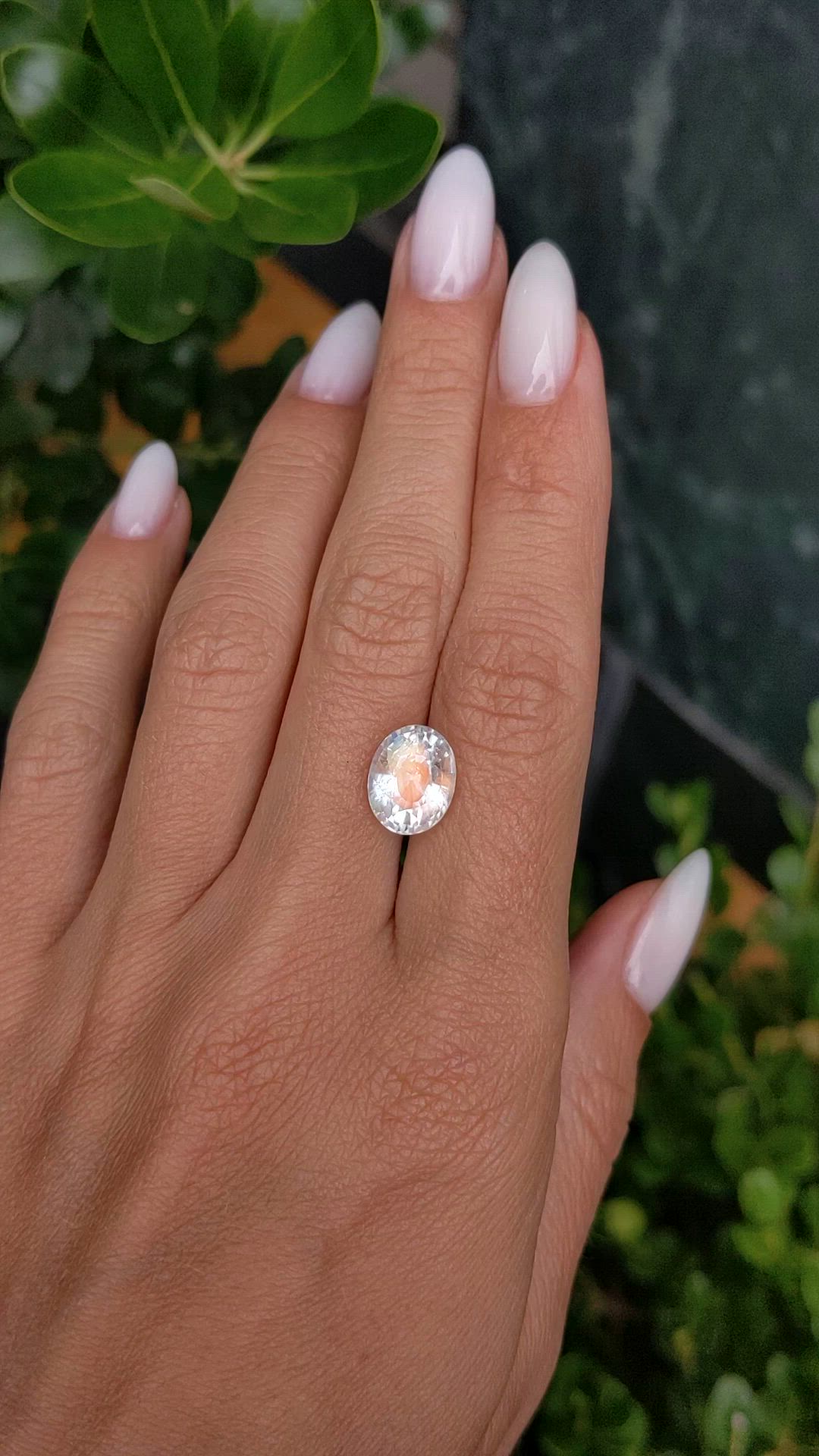 4.05 Ct. Rainbow Moonstone from Ceylon (Sri Lanka) Size Video
