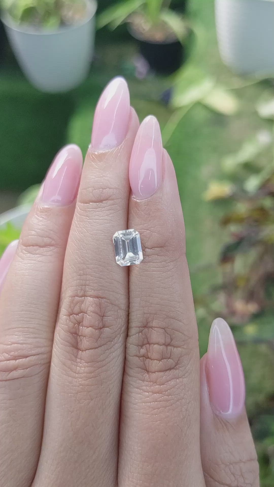 1.75 Ct. White Opal from Ceylon (Sri Lanka) Size Video