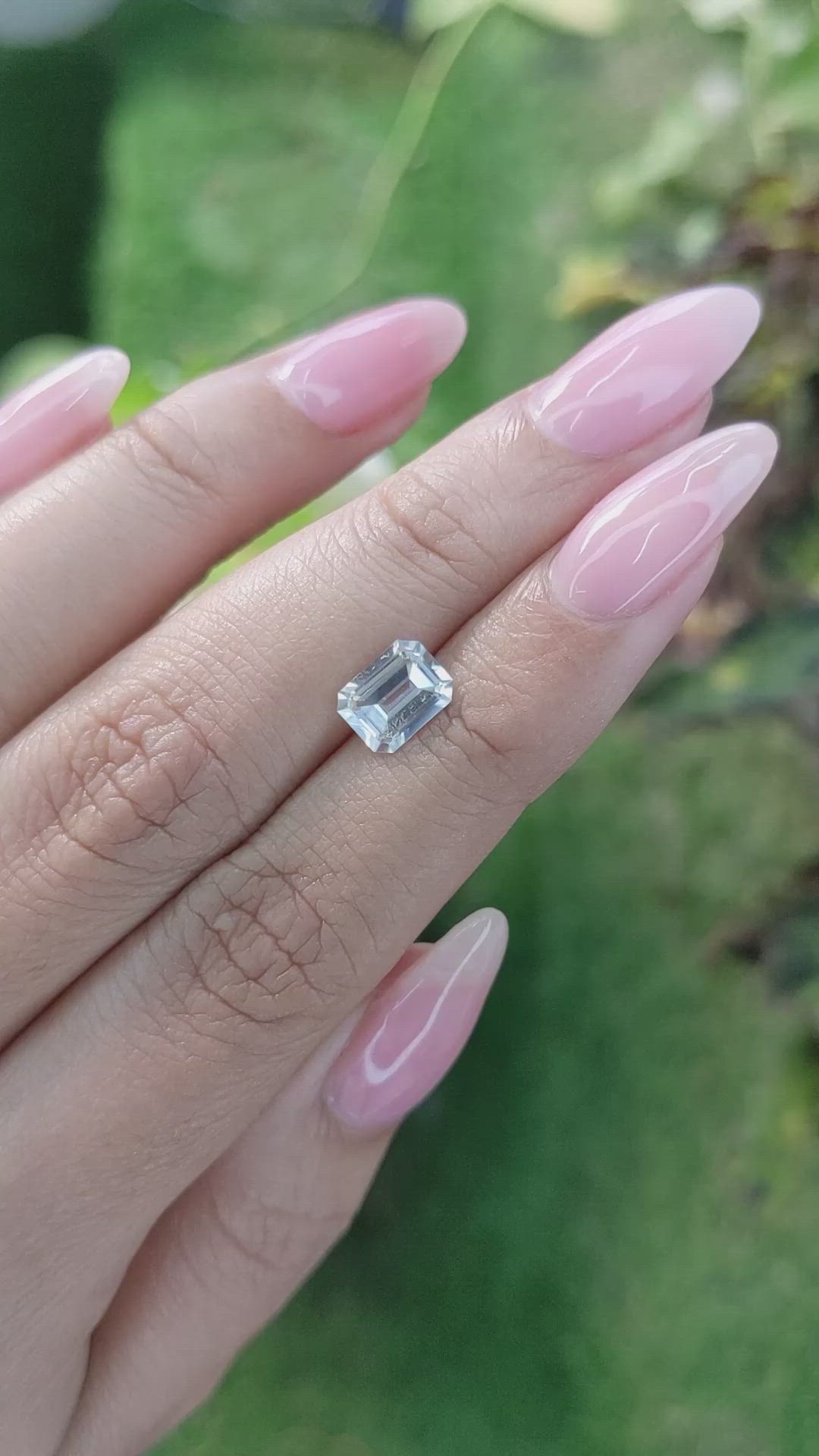 1.75 Ct. White Opal from Ceylon (Sri Lanka) Size Video