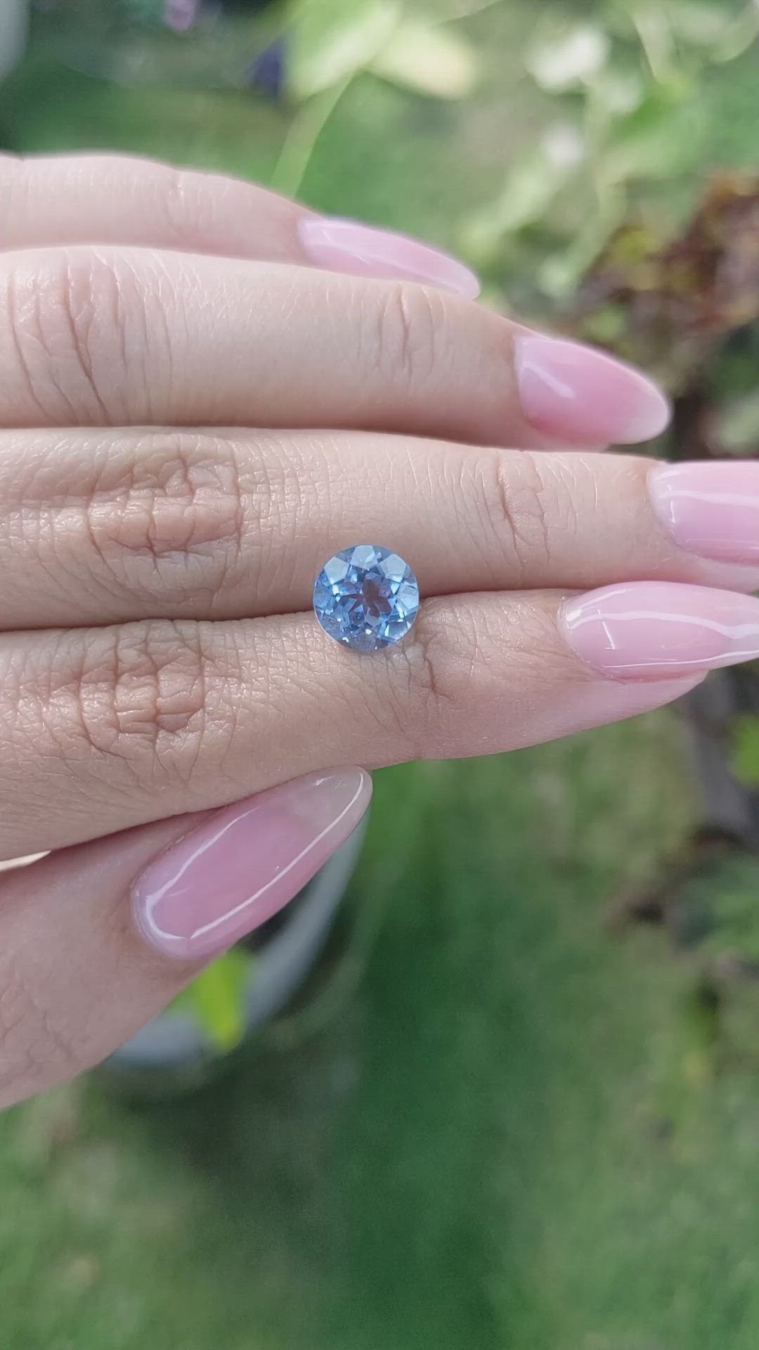 2.45 Ct. White Opal from Ceylon (Sri Lanka) Size Video