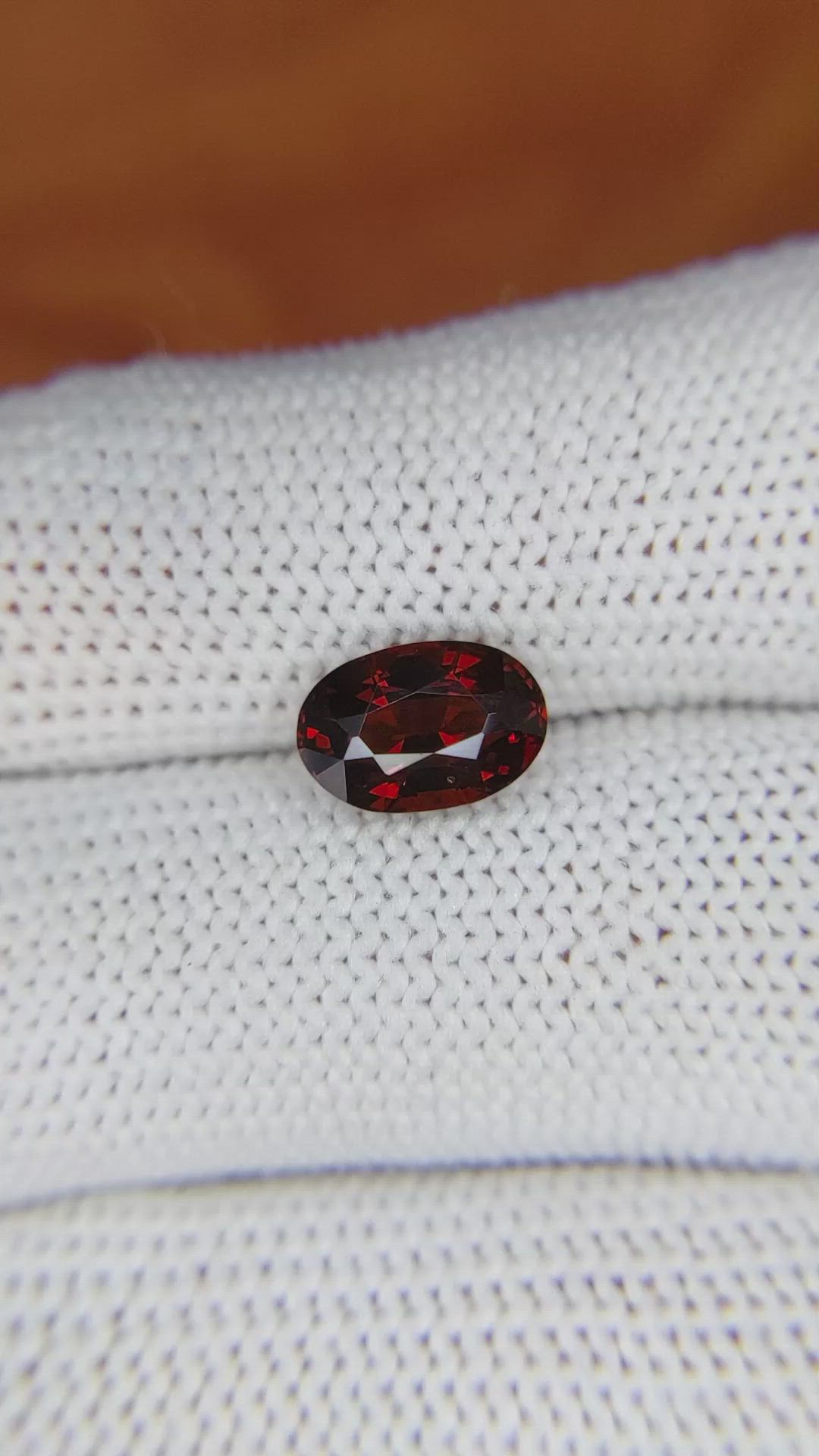 2.52 Ct. Garnet from Ceylon (Sri Lanka) Size Video