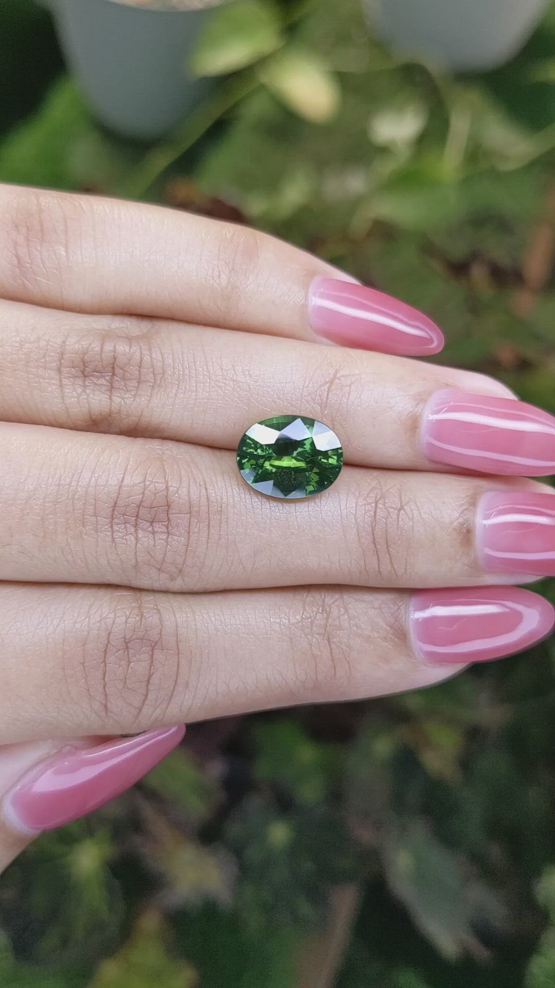 4.86 Ct. Zircon from Ceylon (Sri Lanka) Size Video