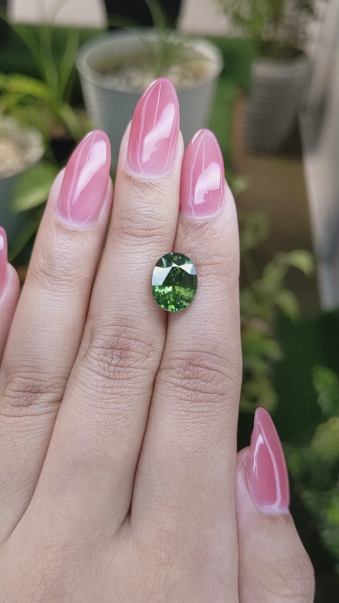 4.86 Ct. Zircon from Ceylon (Sri Lanka) Size Video