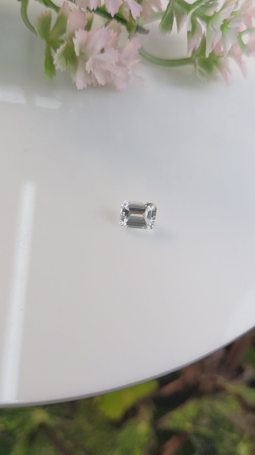 1.99 Ct. Zircon from Ceylon (Sri Lanka) Size Video