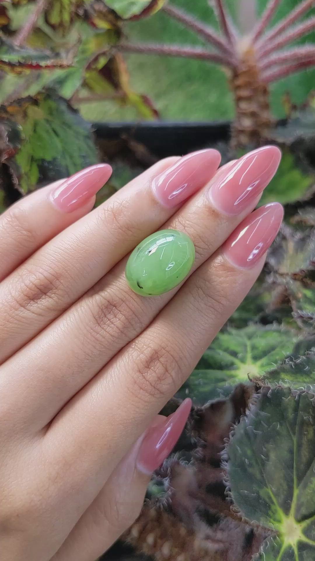 21.20 Ct. Cabochon Jade from Burma (Myanmar) Size Video