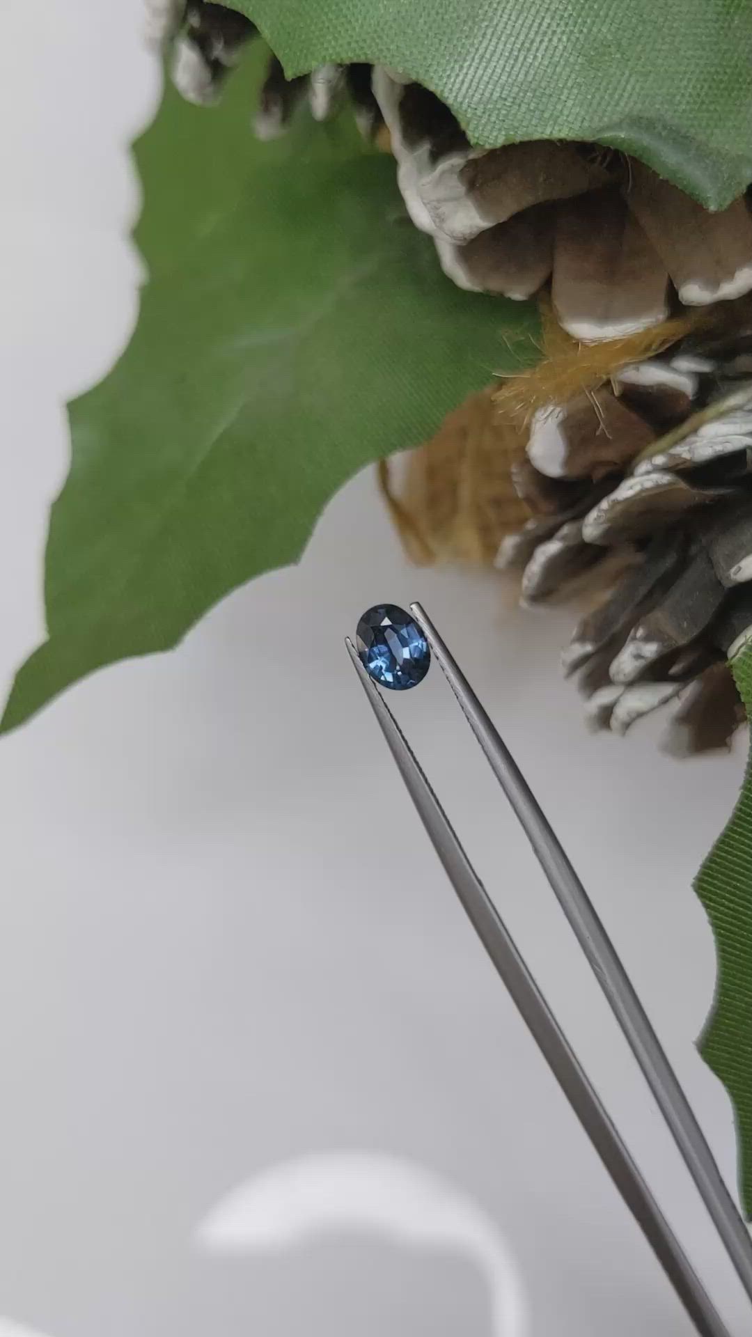 0.73 Ct. Spinel from Ceylon (Sri Lanka) Size Video