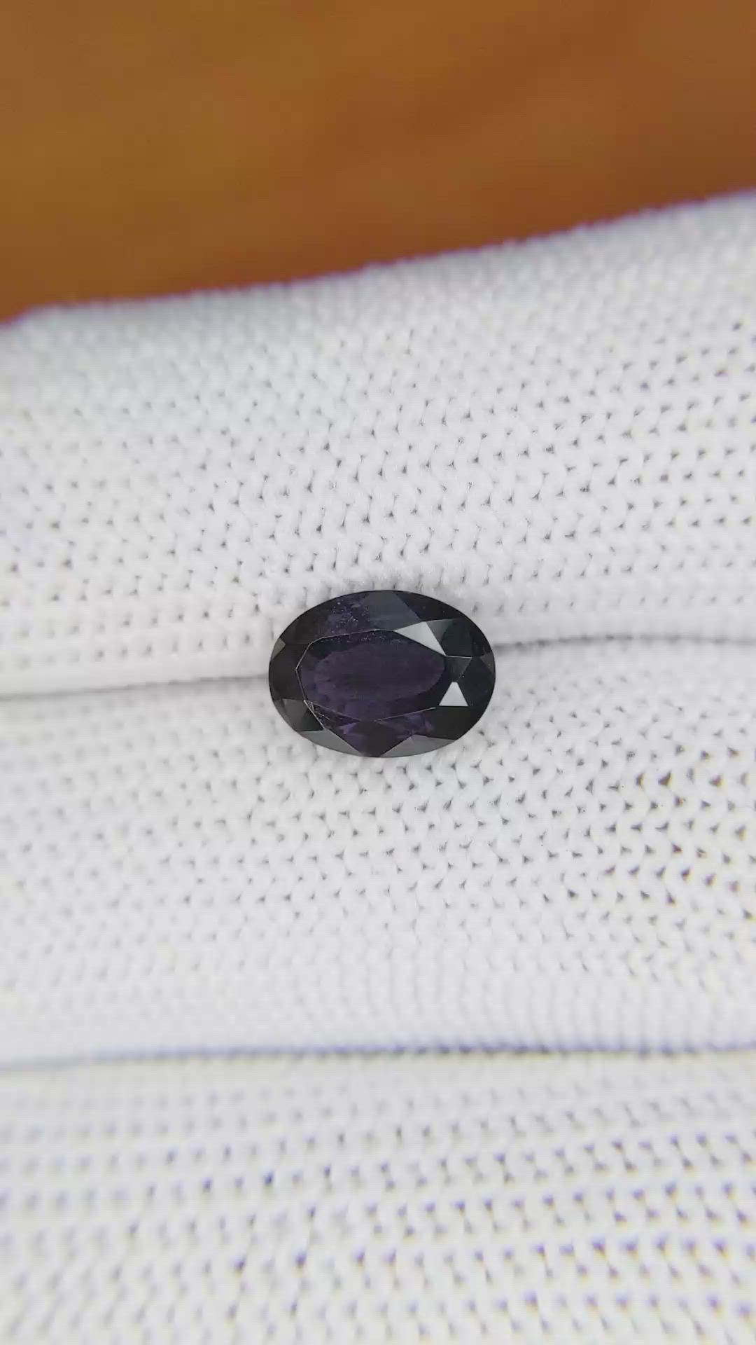 2.28 Ct. Spinel from Ceylon (Sri Lanka) Size Video