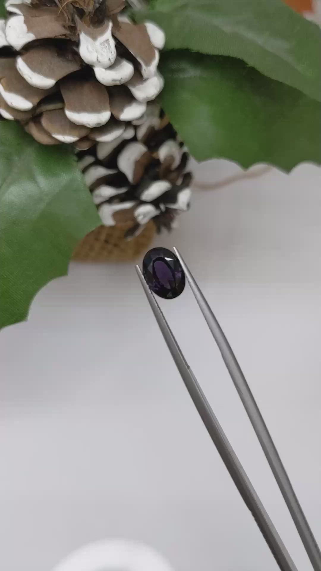 2.28 Ct. Spinel from Ceylon (Sri Lanka) Size Video