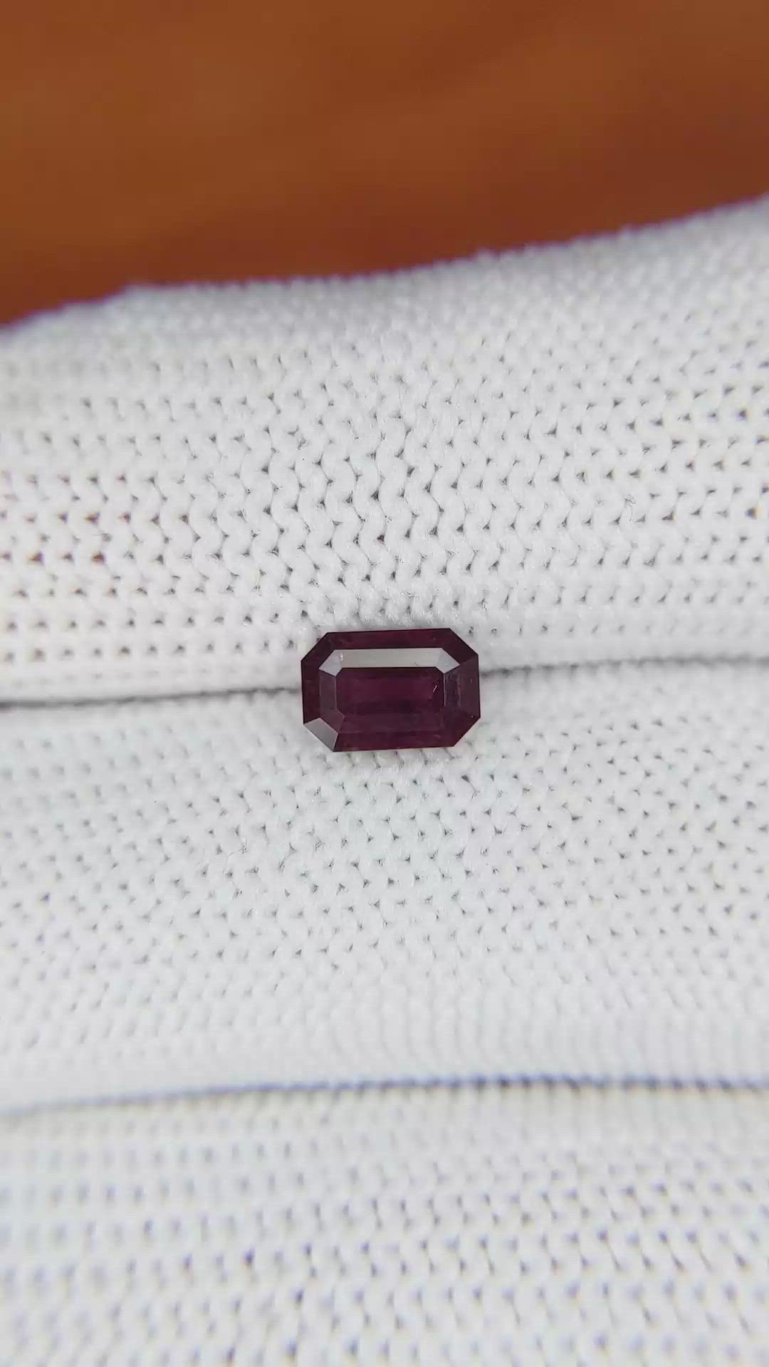 1.08 Ct. Garnet from Ceylon (Sri Lanka) Size Video