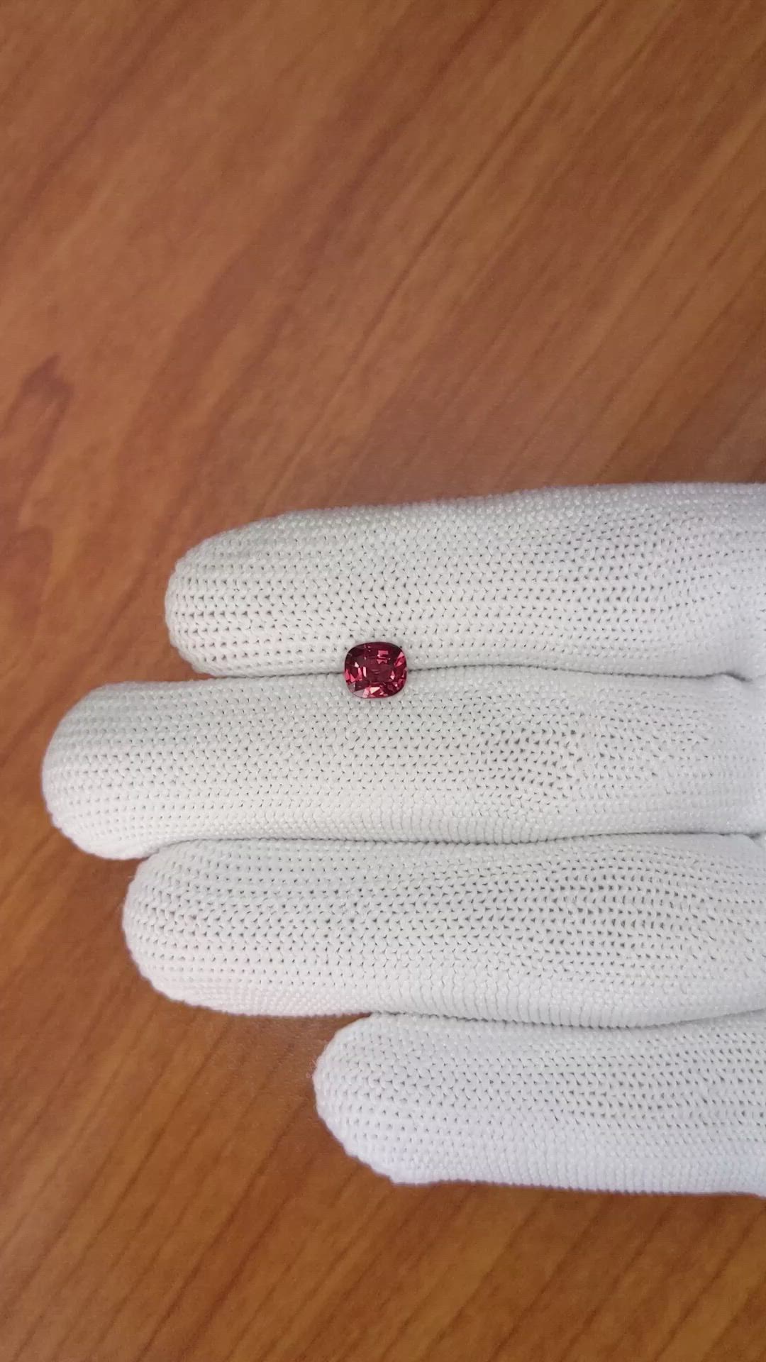 0.85 Ct. Garnet from Ceylon (Sri Lanka) Size Video