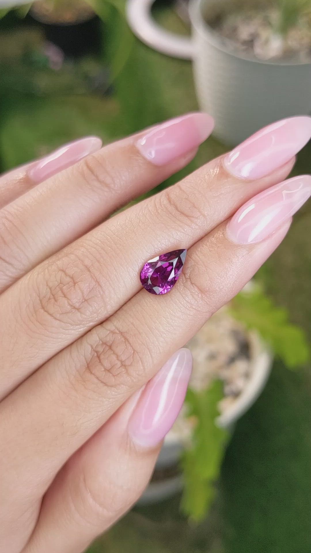 2.73 Ct. Garnet from Ceylon (Sri Lanka) Size Video