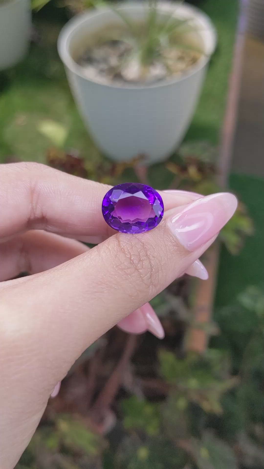 8.70 Ct. Amethyst from Ceylon (Sri Lanka) Size Video