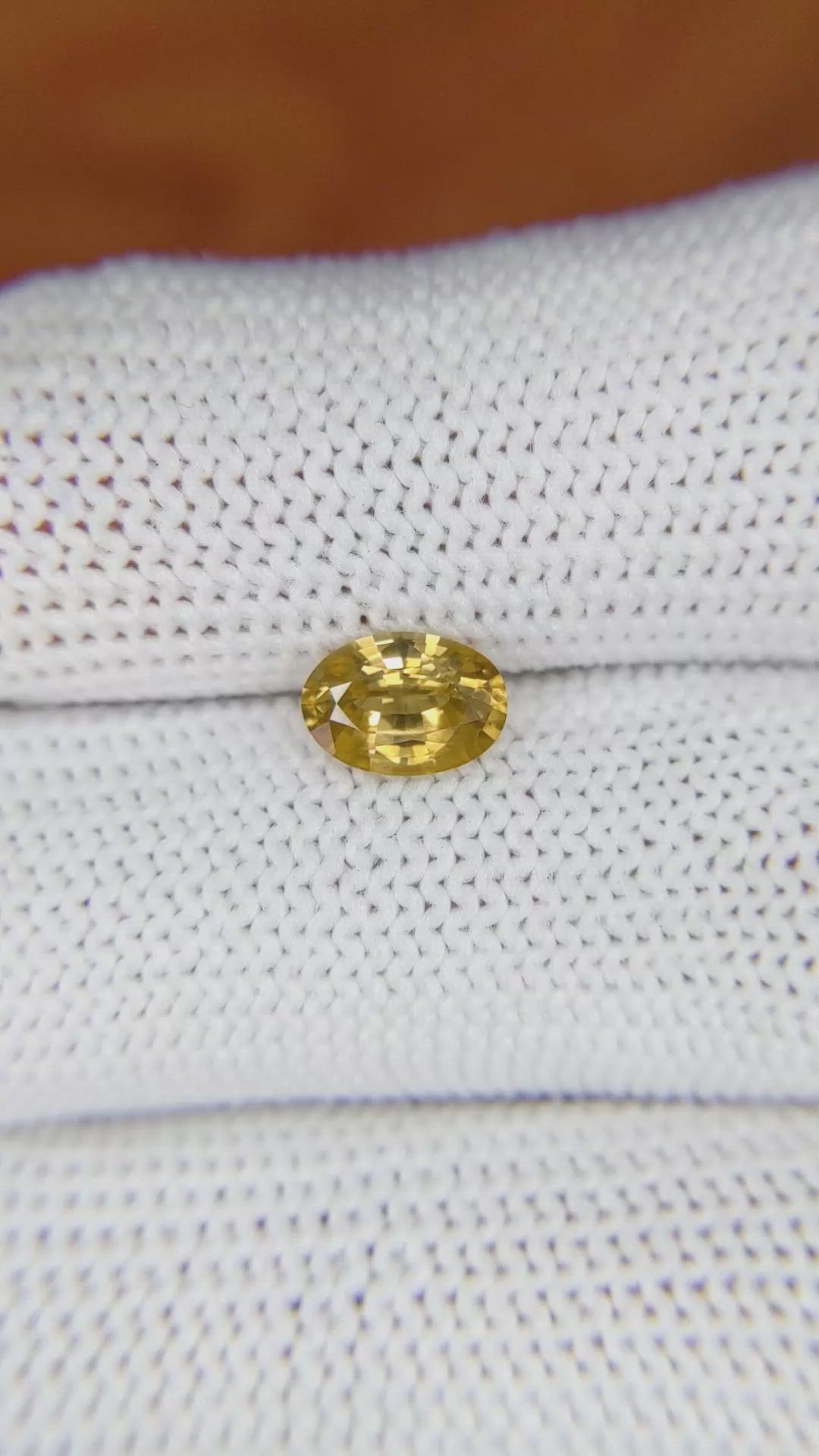 1.28 Ct. Zircon from Ceylon (Sri Lanka) Size Video