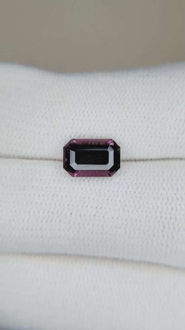 1.75 Ct. Spinel from Ceylon (Sri Lanka) Size Video