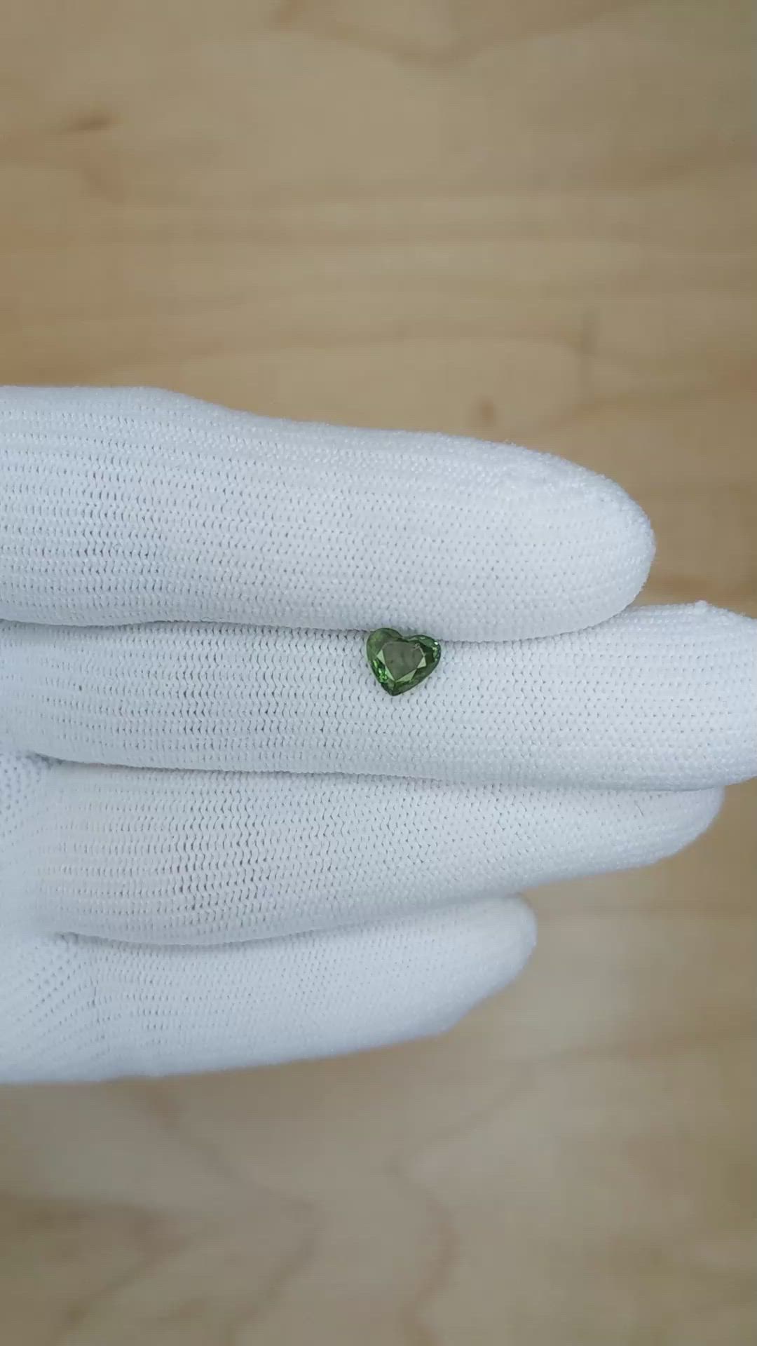 0.71 Ct. Alexandrite from Brazil Size Video