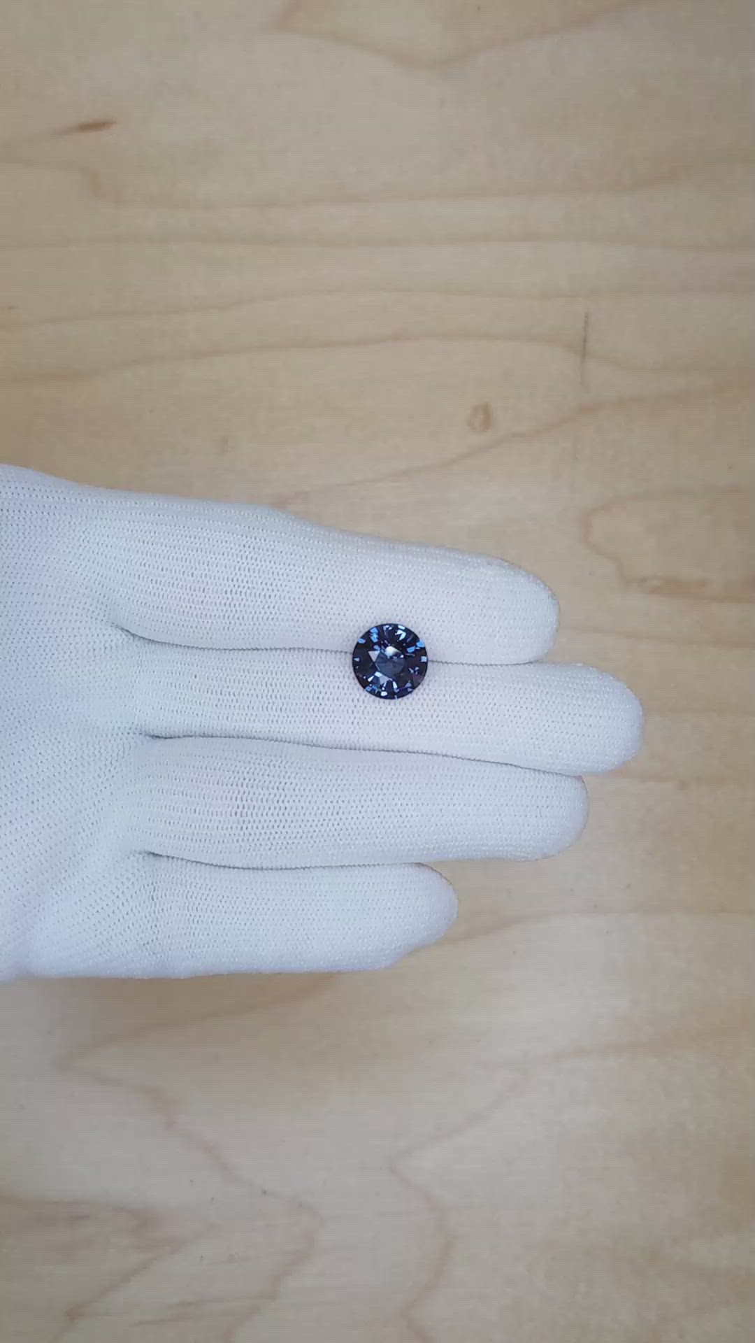 4.13 Ct. Spinel from Ceylon (Sri Lanka) Size Video