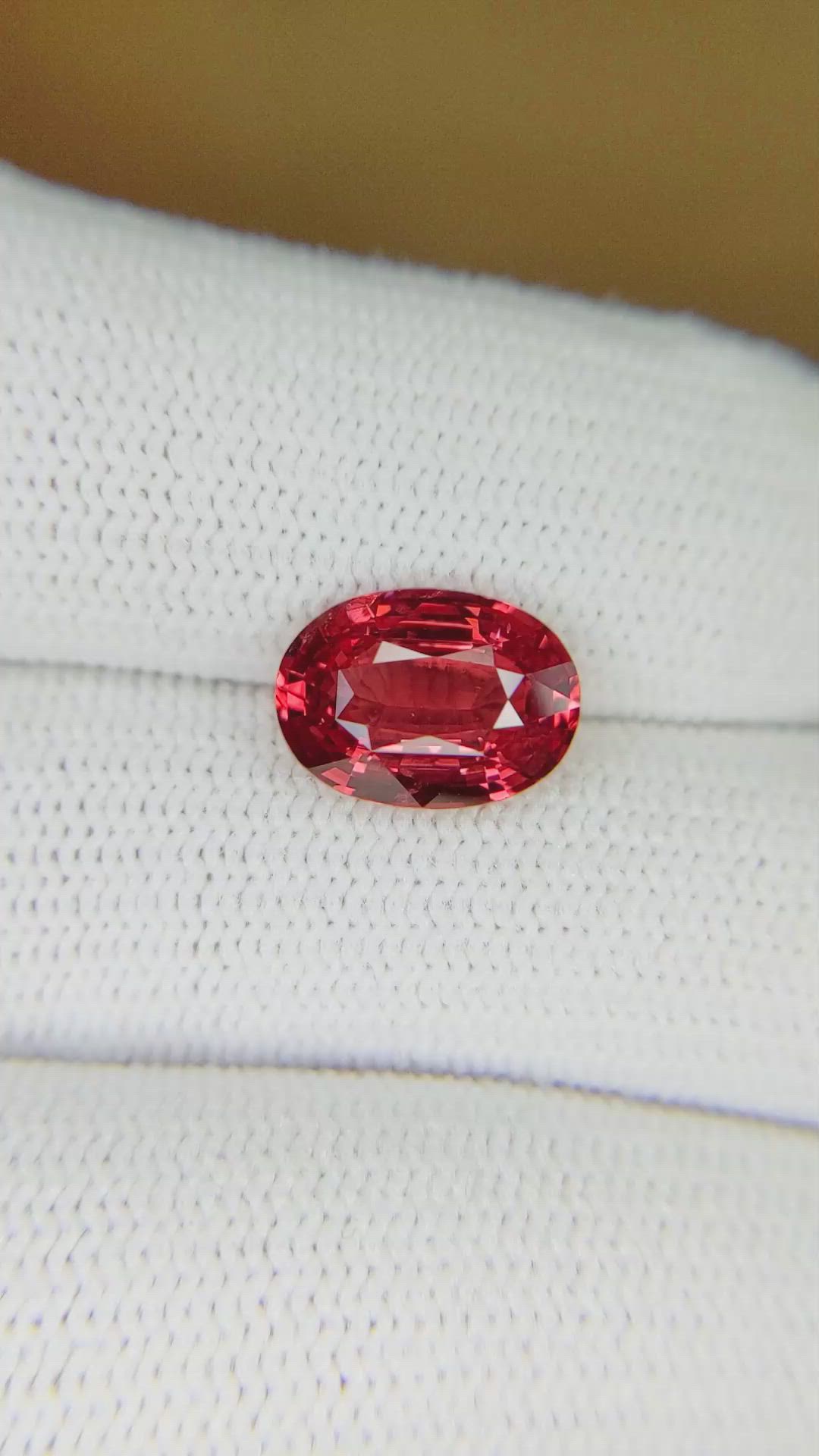 3.02 Ct. Spinel from Ceylon (Sri Lanka) Size Video