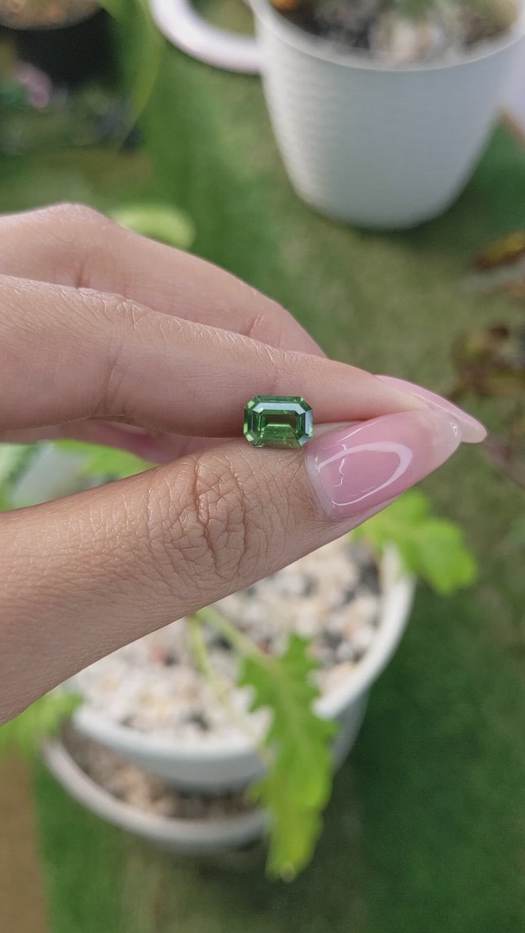 2.03 Ct. Zircon from Ceylon (Sri Lanka) Size Video