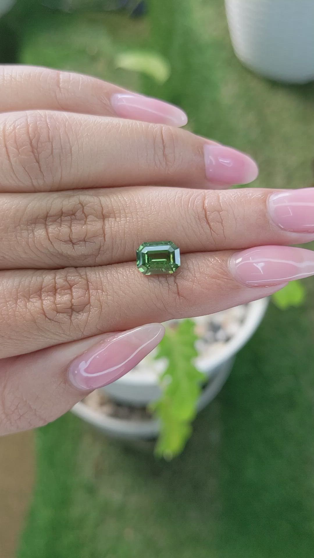 2.03 Ct. Zircon from Ceylon (Sri Lanka) Size Video