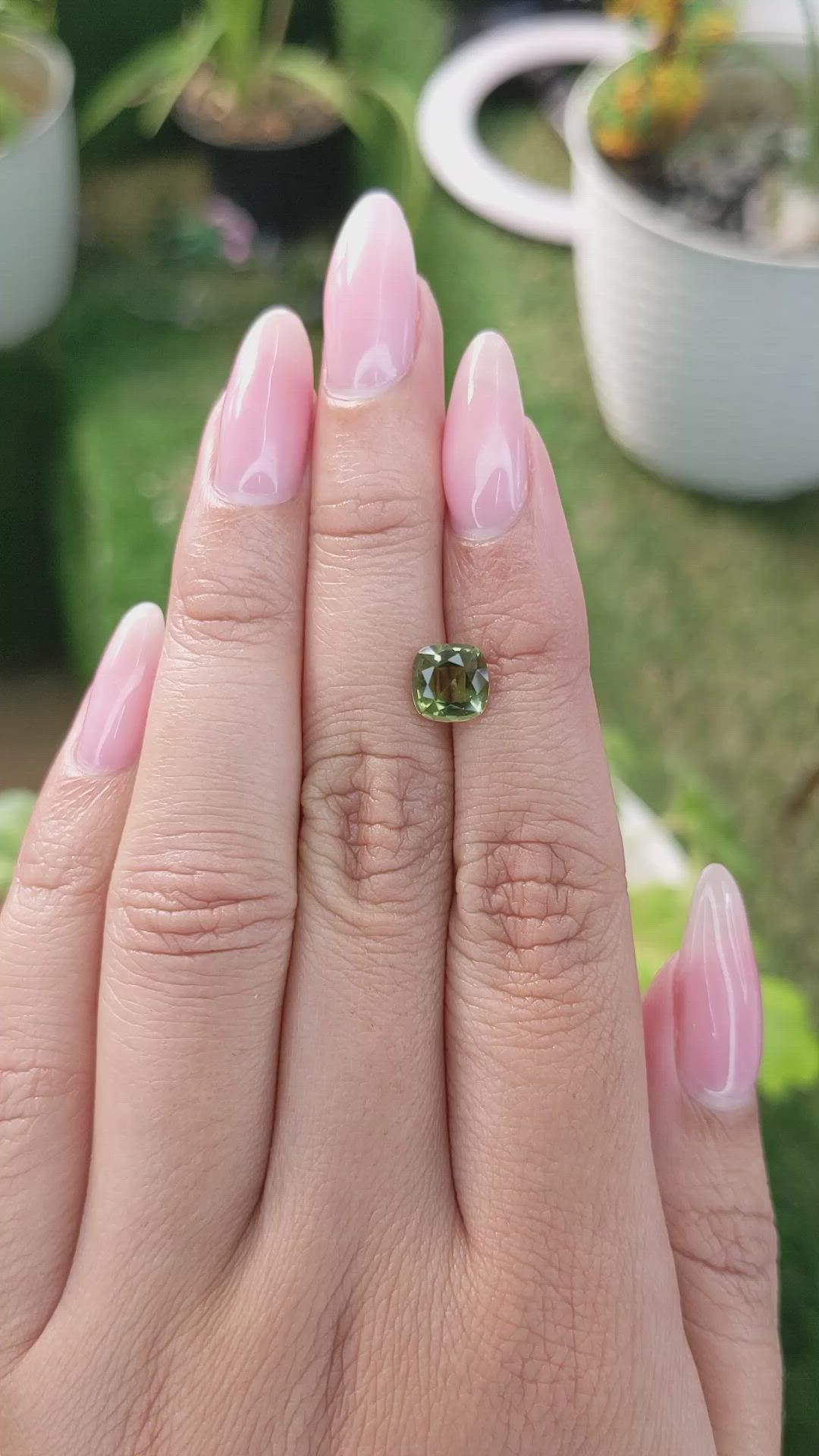 1.17 Ct. Zircon from Ceylon (Sri Lanka) Size Video