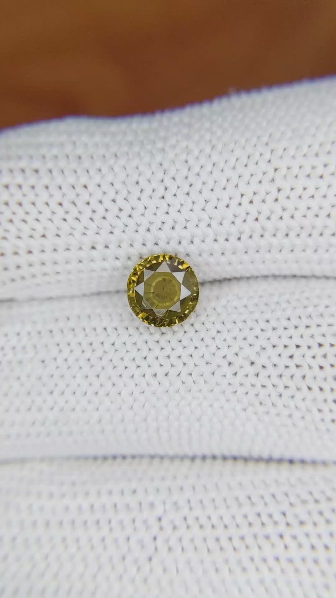 1.38 Ct. Chrysoberyl from Ceylon (Sri Lanka) Size Video