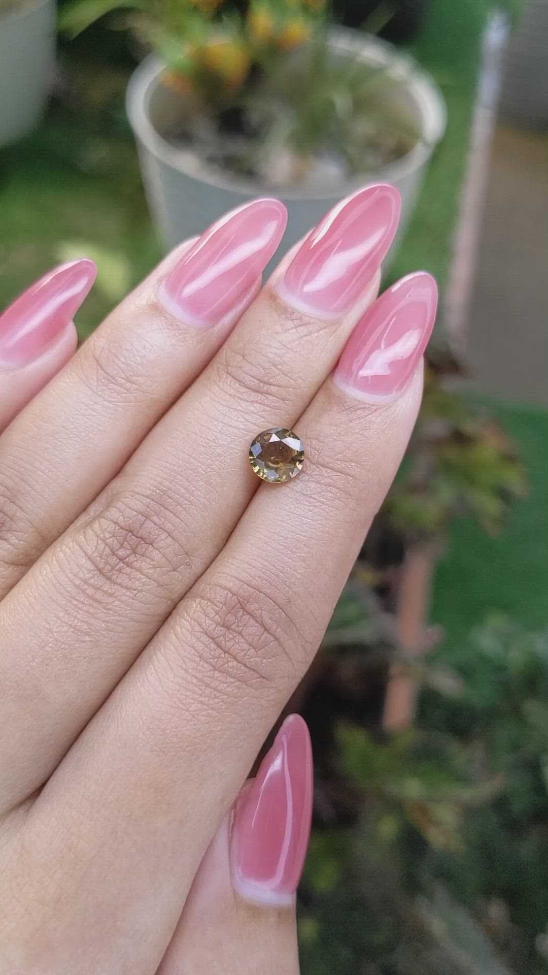 1.38 Ct. Chrysoberyl from Ceylon (Sri Lanka) Size Video