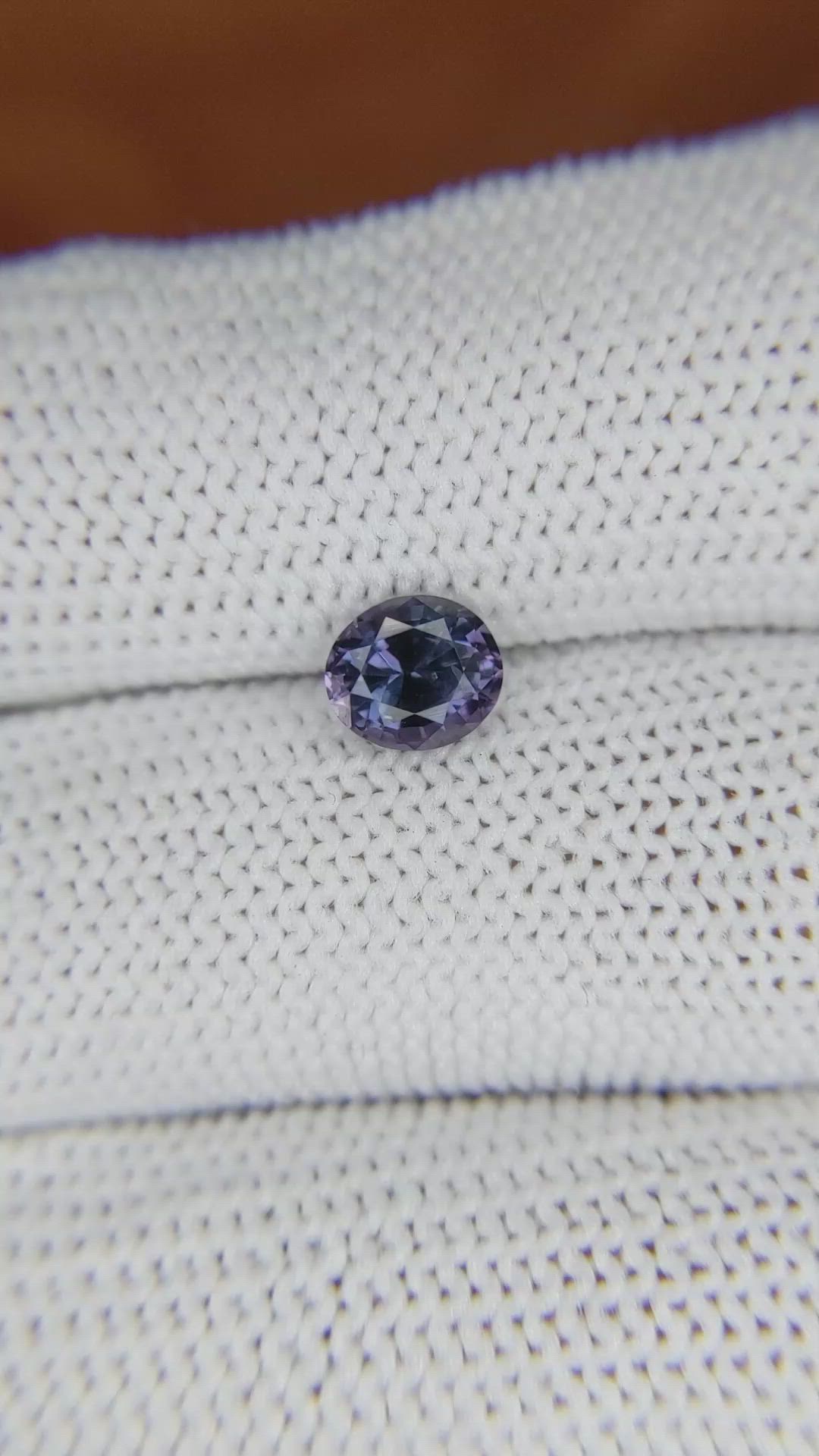 0.93 Ct. Spinel from Ceylon (Sri Lanka) Size Video