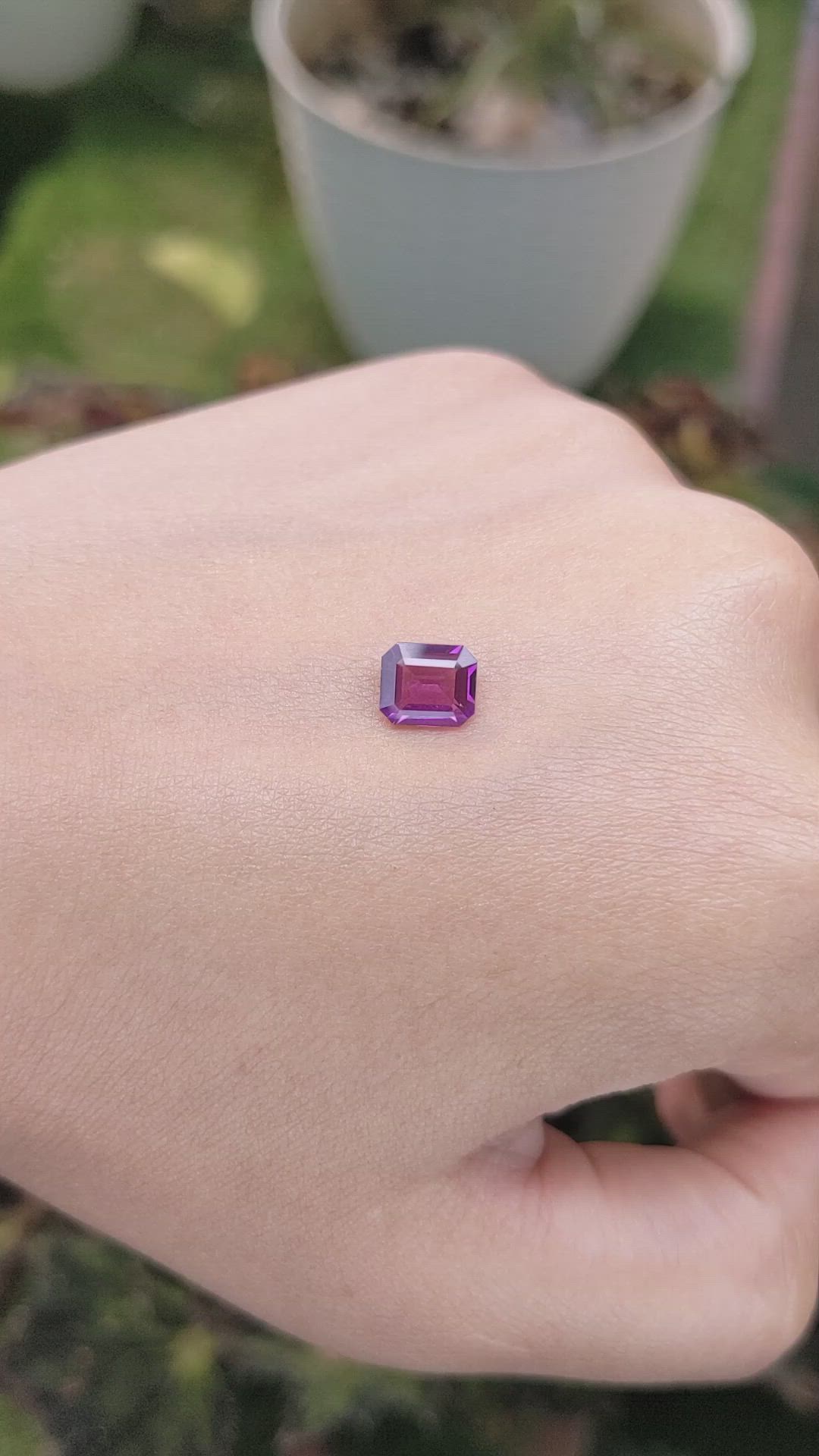 1.30 Ct. Rhodolite Garnet from Ceylon (Sri Lanka) Size Video