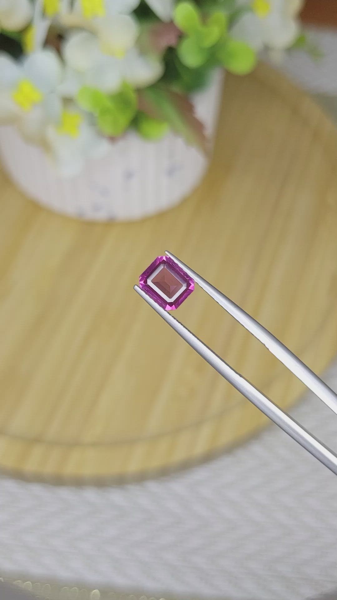 1.30 Ct. Rhodolite Garnet from Ceylon (Sri Lanka) Size Video