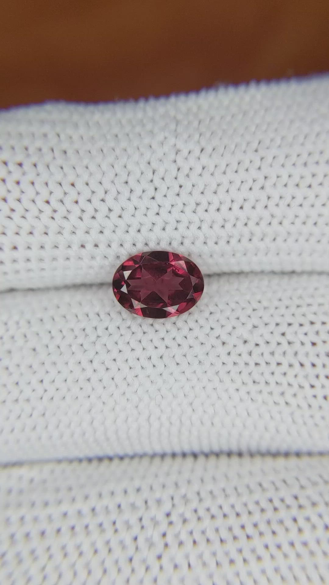 1.31 Ct. Rhodolite Garnet from Ceylon (Sri Lanka) Size Video