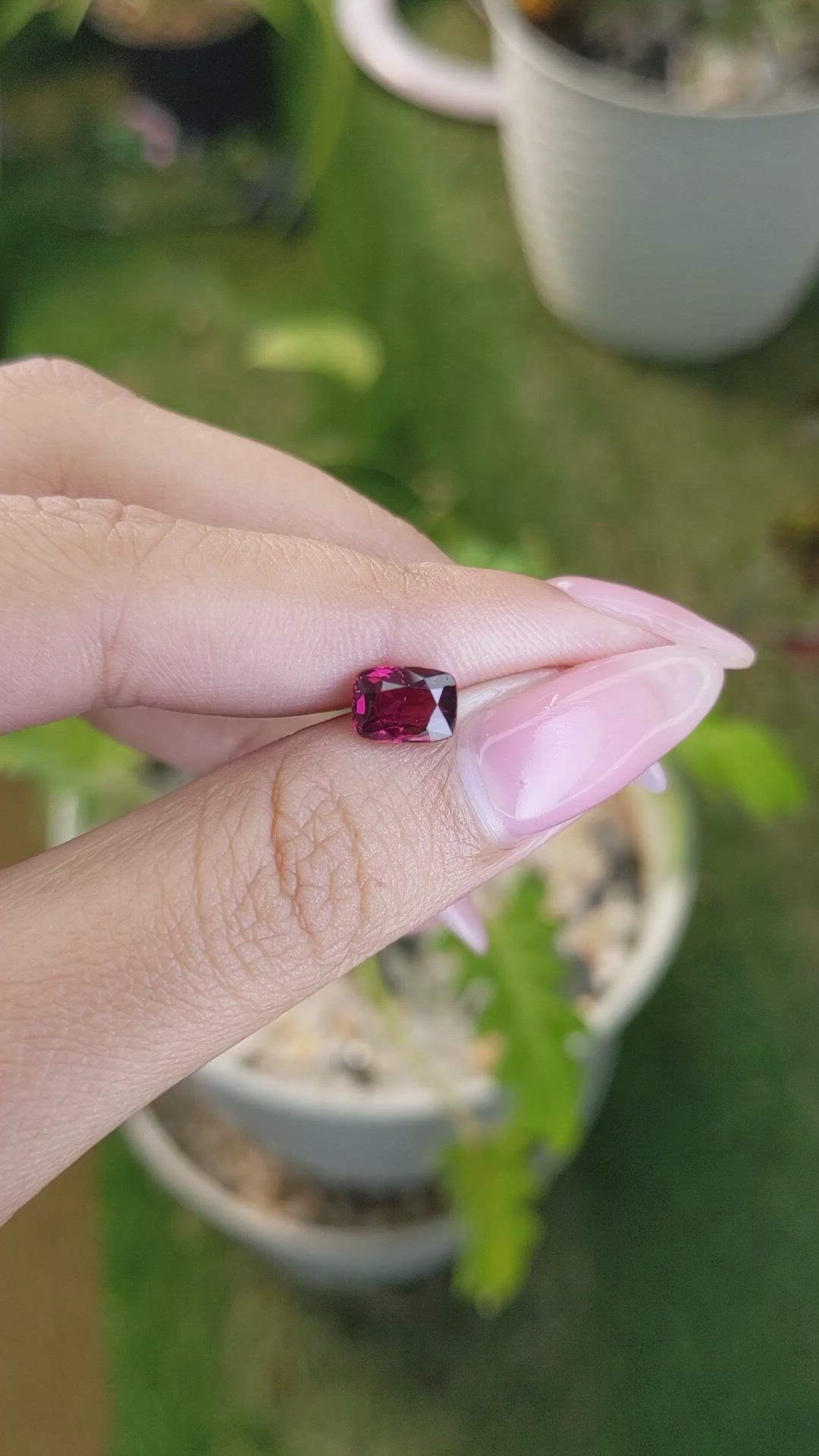 1.61 Ct. Rhodolite Garnet from Ceylon (Sri Lanka) Size Video