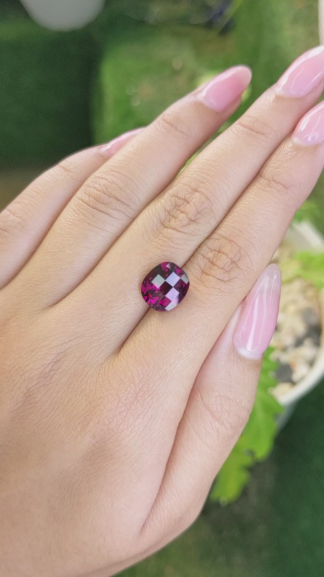 6.22 Ct. Garnet from Ceylon (Sri Lanka) Size Video