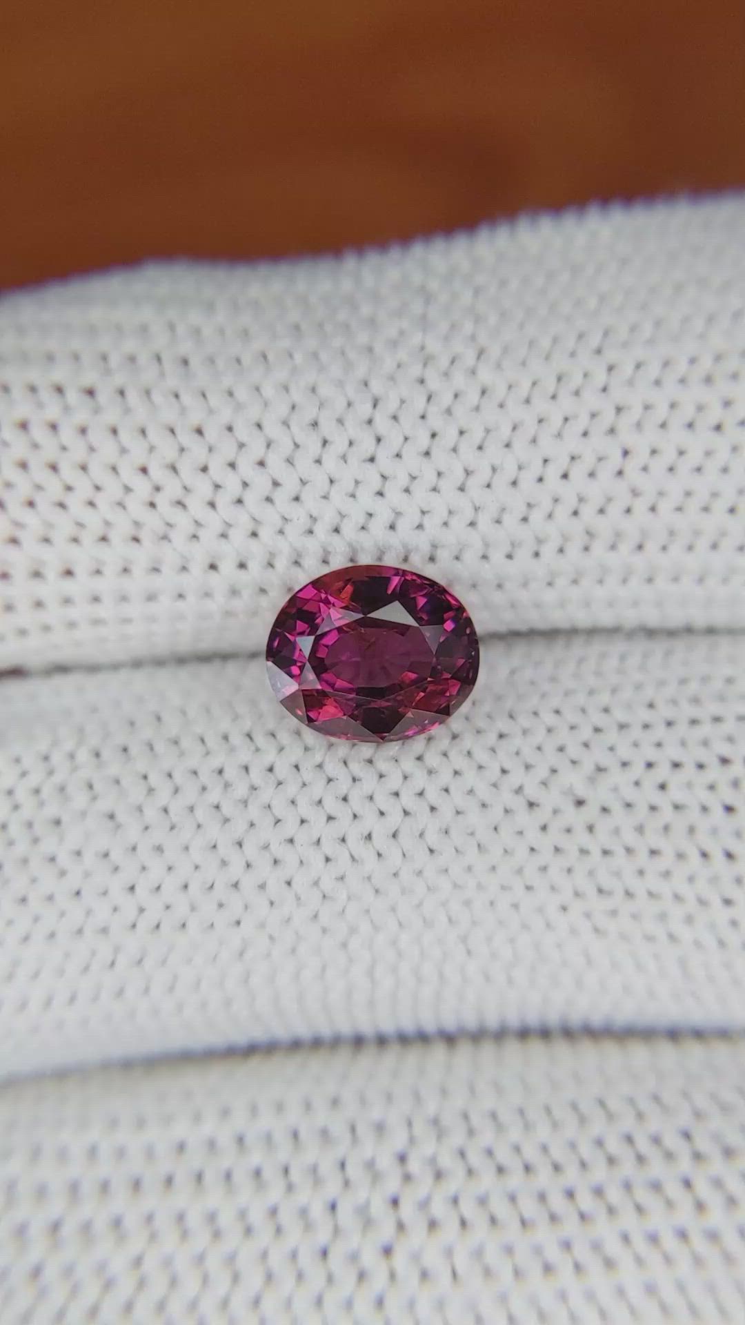 2.42 Ct. Spinel from Ceylon (Sri Lanka) Size Video