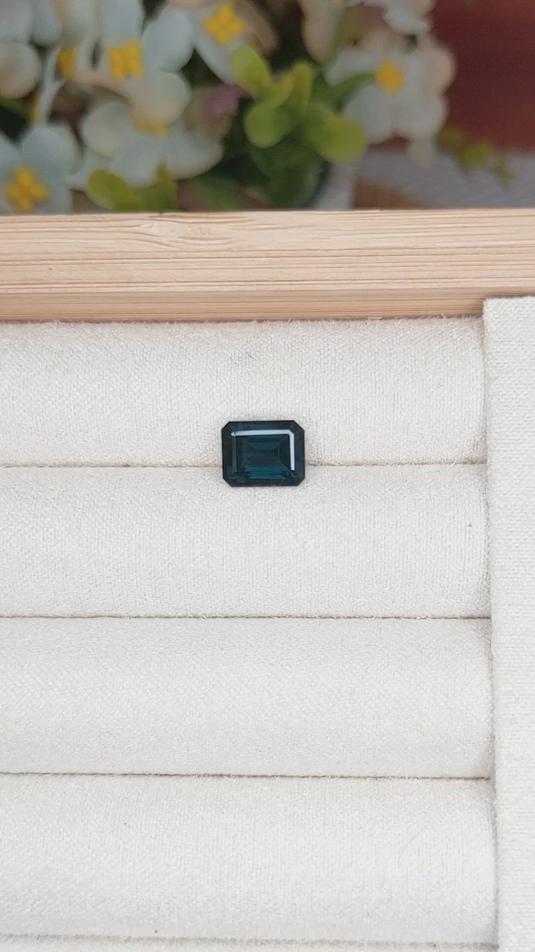 2.43 Ct. Spinel from Ceylon (Sri Lanka) Size Video