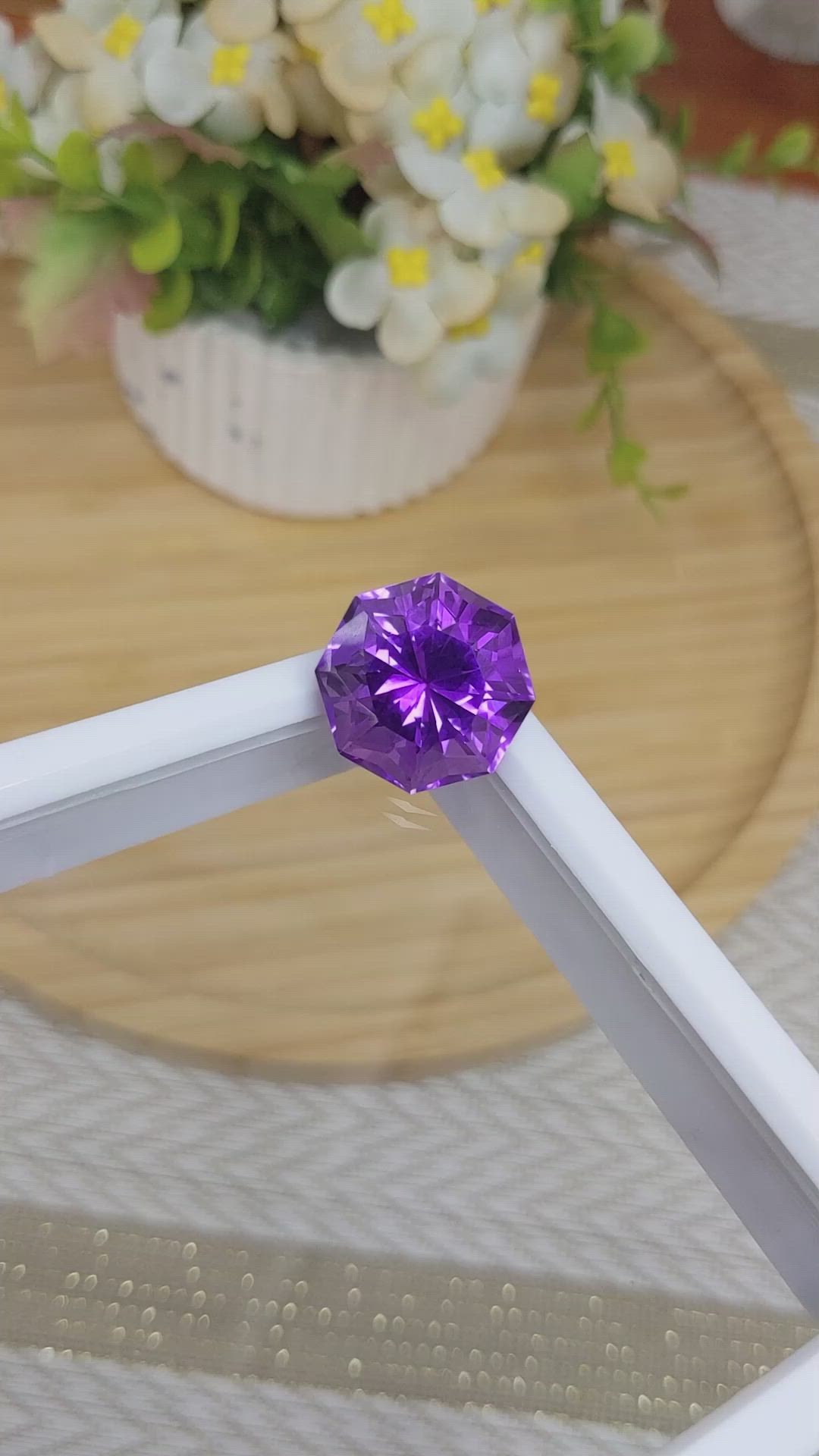 19.75 Ct. Amethyst from Ceylon (Sri Lanka) Size Video