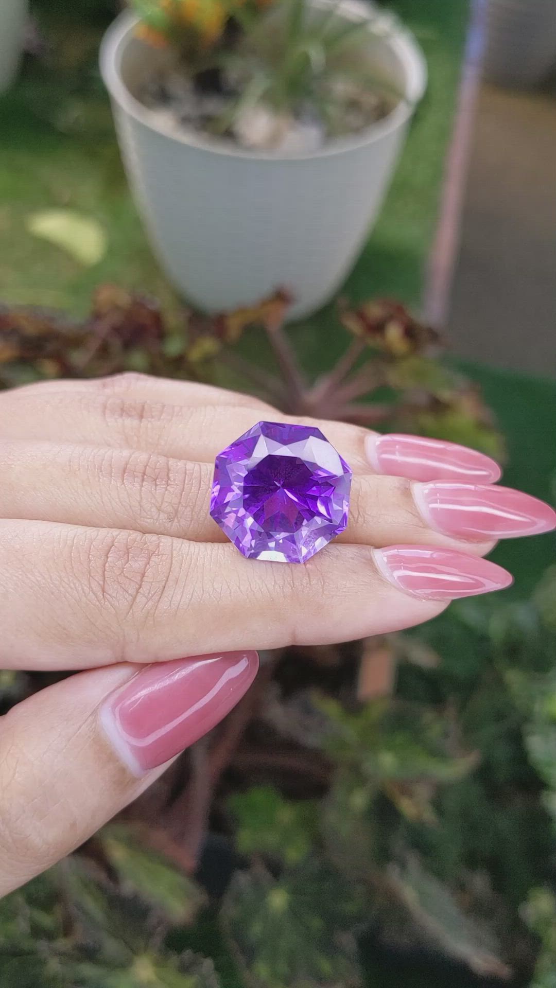19.75 Ct. Amethyst from Ceylon (Sri Lanka) Size Video