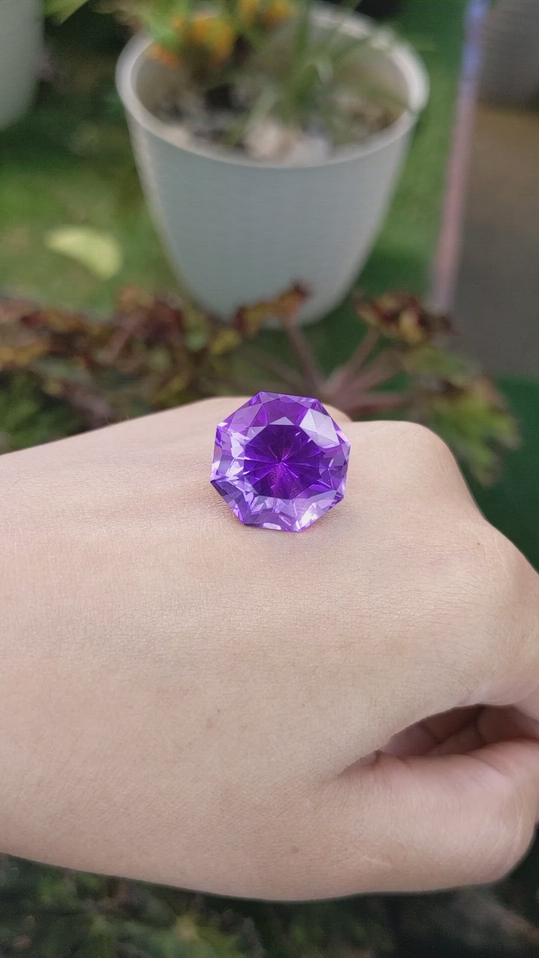 19.75 Ct. Amethyst from Ceylon (Sri Lanka) Size Video