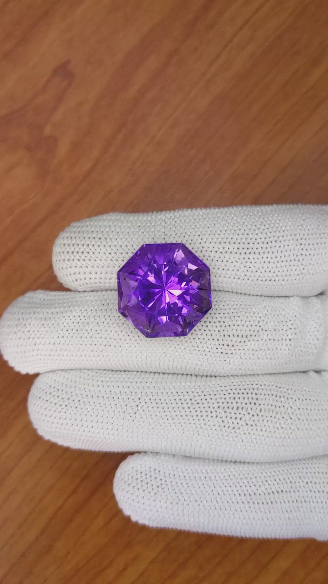19.75 Ct. Amethyst from Ceylon (Sri Lanka) Size Video