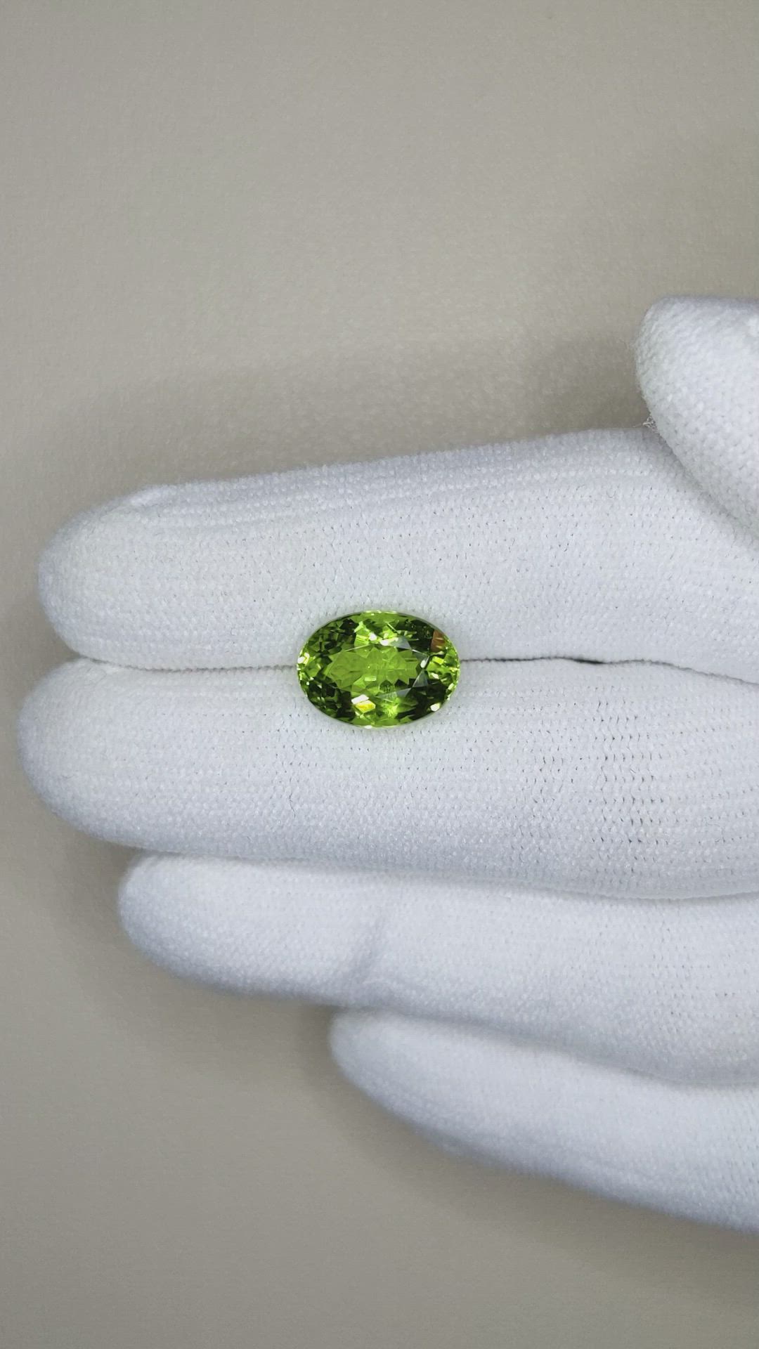 4.08 Ct. Peridot from Burma (Myanmar) Size Video