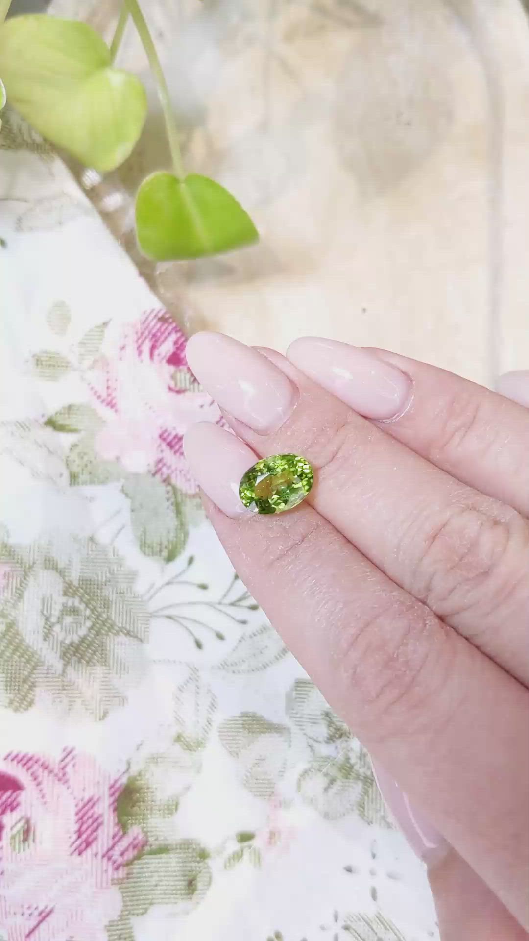 4.08 Ct. Peridot from Burma (Myanmar) Size Video