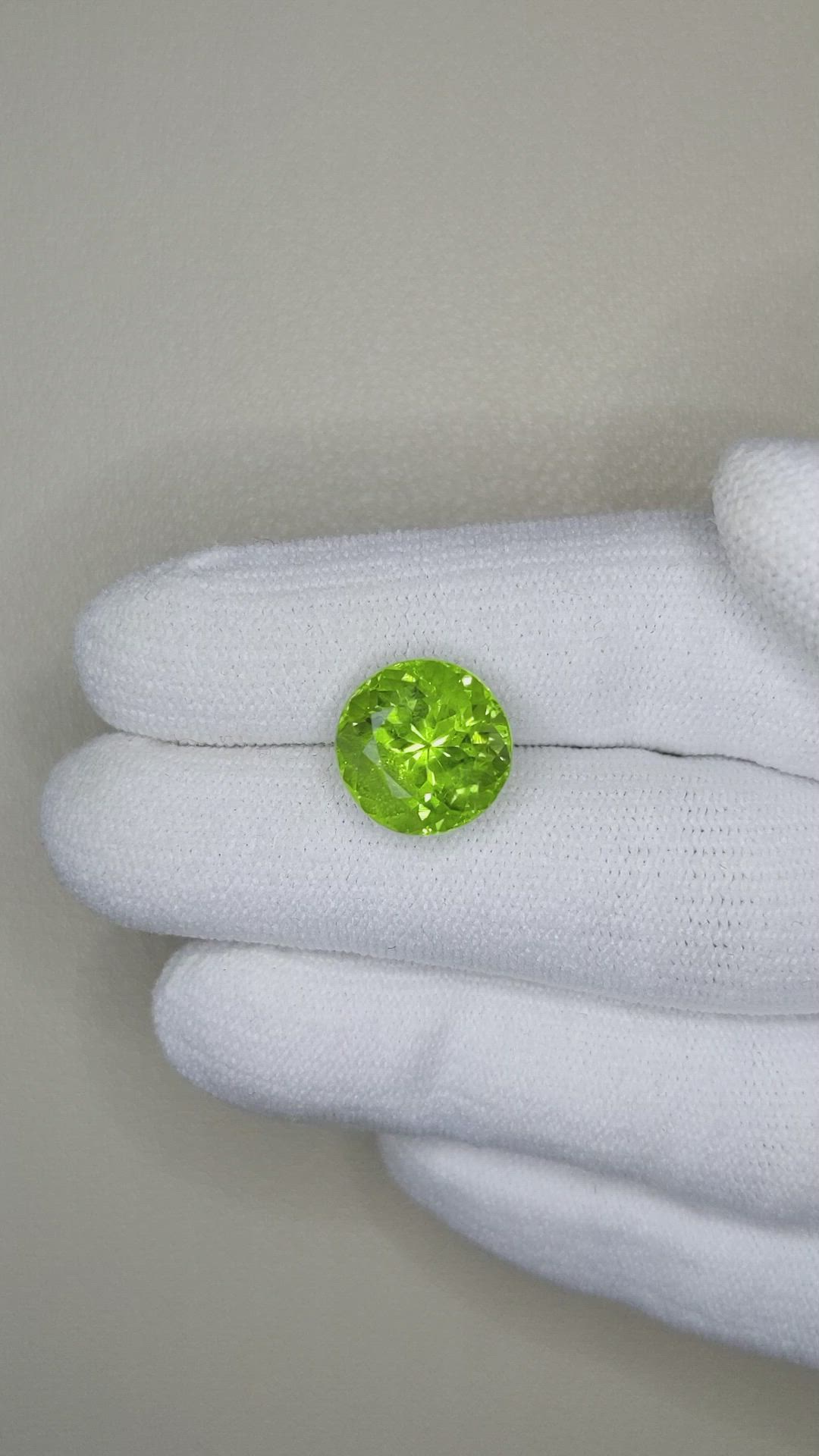 7.09 Ct. Peridot from Burma (Myanmar) Size Video