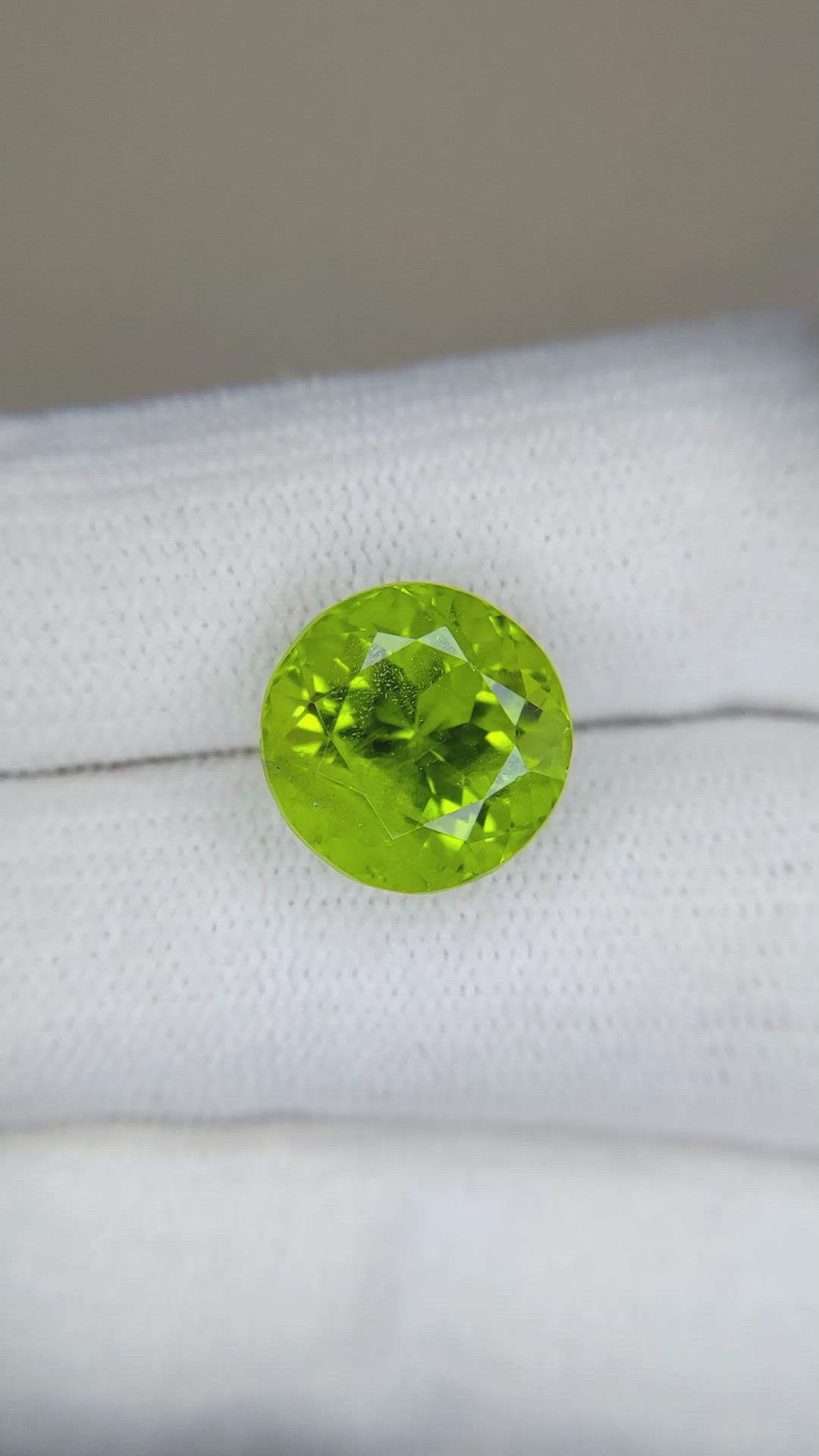 7.09 Ct. Peridot from Burma (Myanmar) Size Video