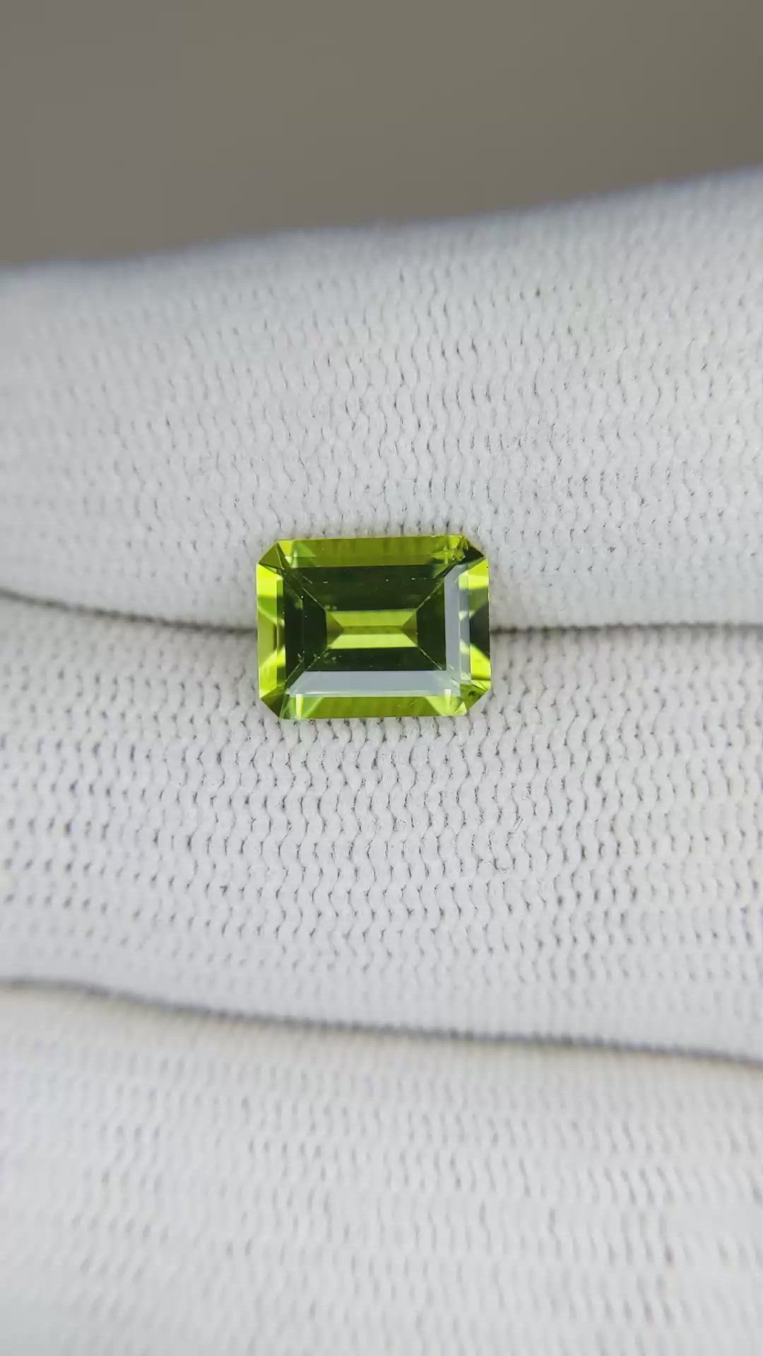 2.31 Ct. Peridot from Burma (Myanmar) Size Video